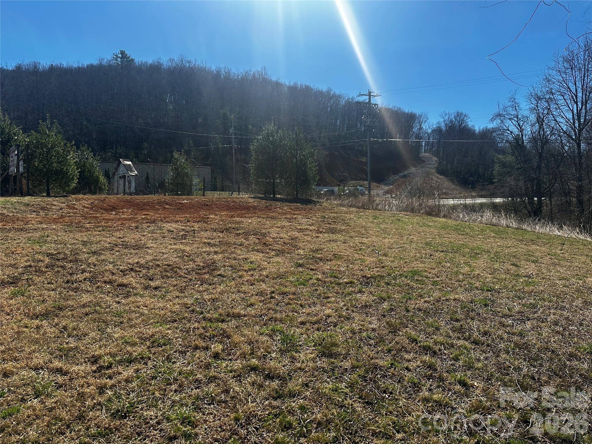 400 Old Dula RD, Spruce Pine, NC 28777