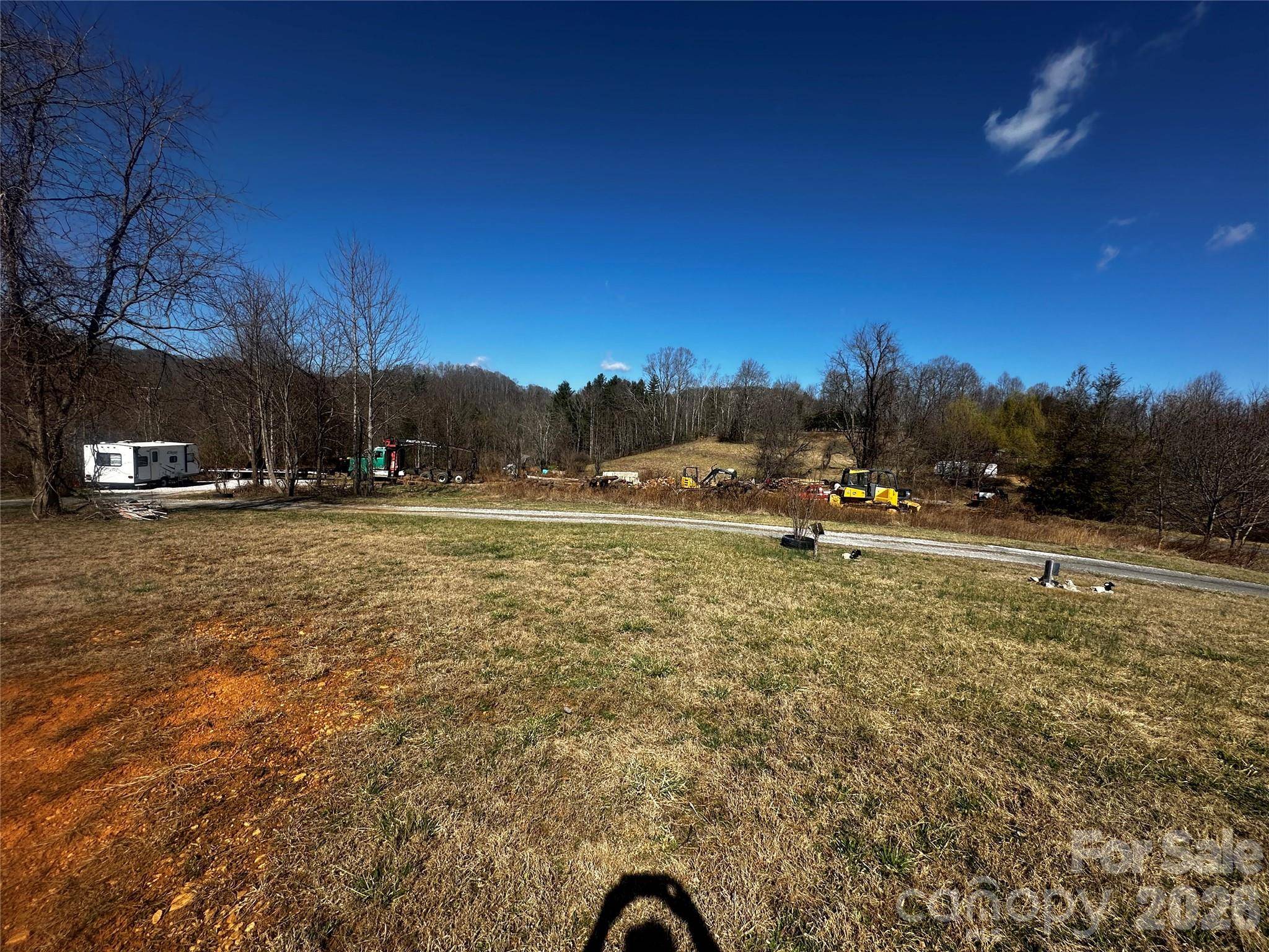 400 Old Dale RD, Spruce Pine, NC 28777