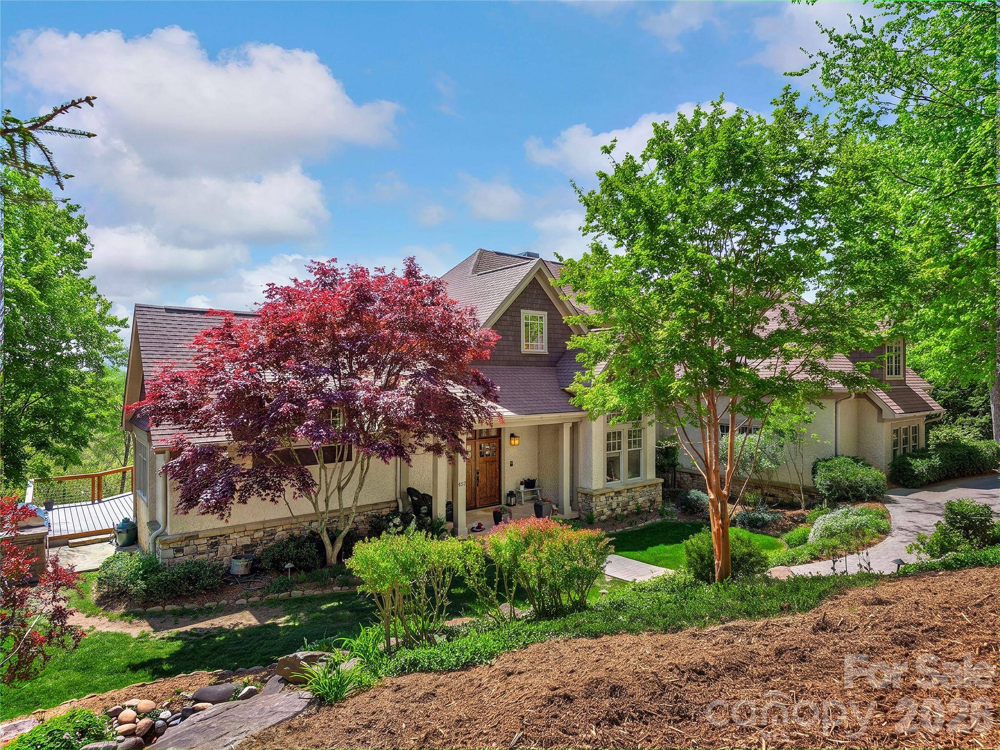 457 Coopers Hawk DR, Asheville, NC 28803
