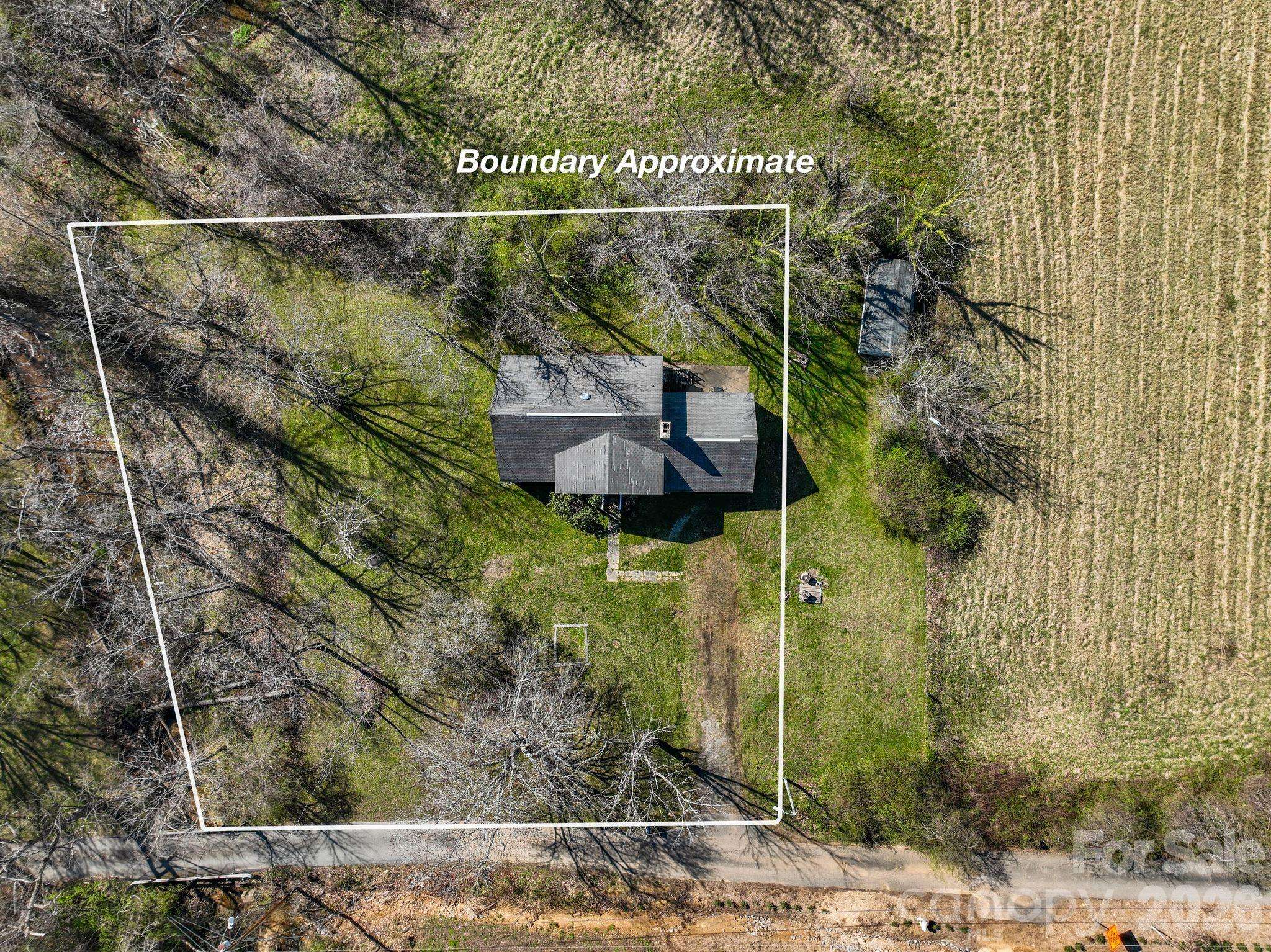 99999 New Haw Creek RD, Asheville, NC 28805