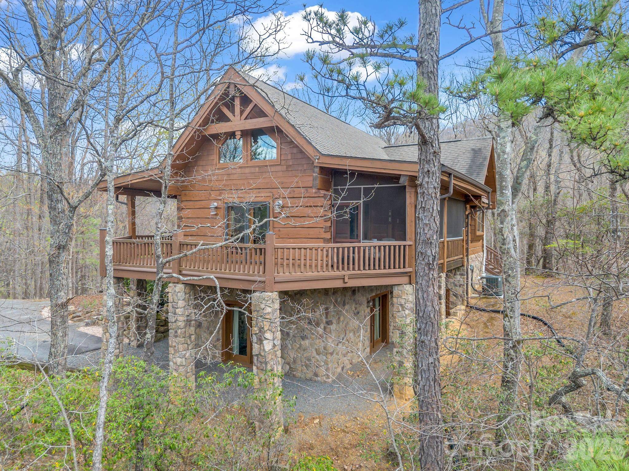 294 Verbena DR, Black Mountain, NC 28711