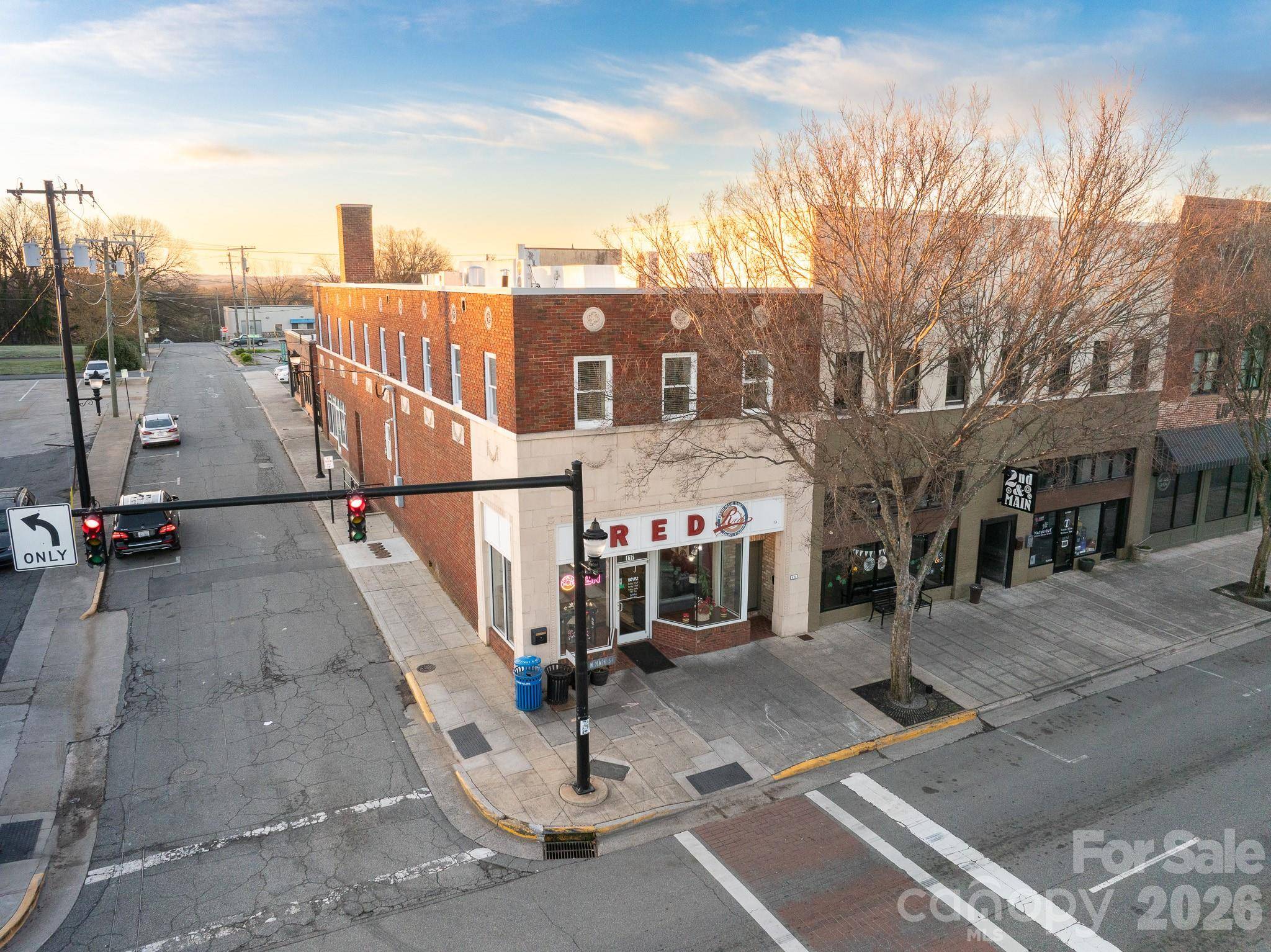 121 N Main ST, Lexington, NC 27292