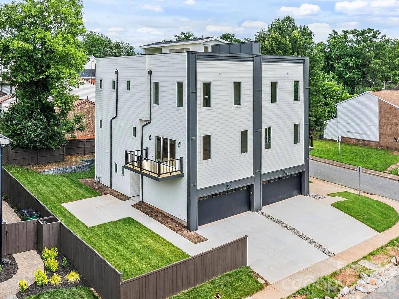 129 French ST #A, Charlotte, NC 28216