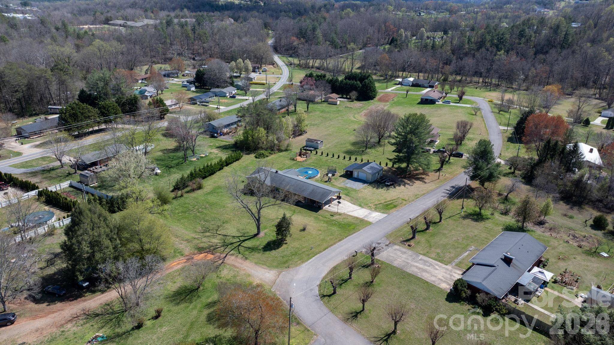 103 Hamp ST, Morganton, NC 28655