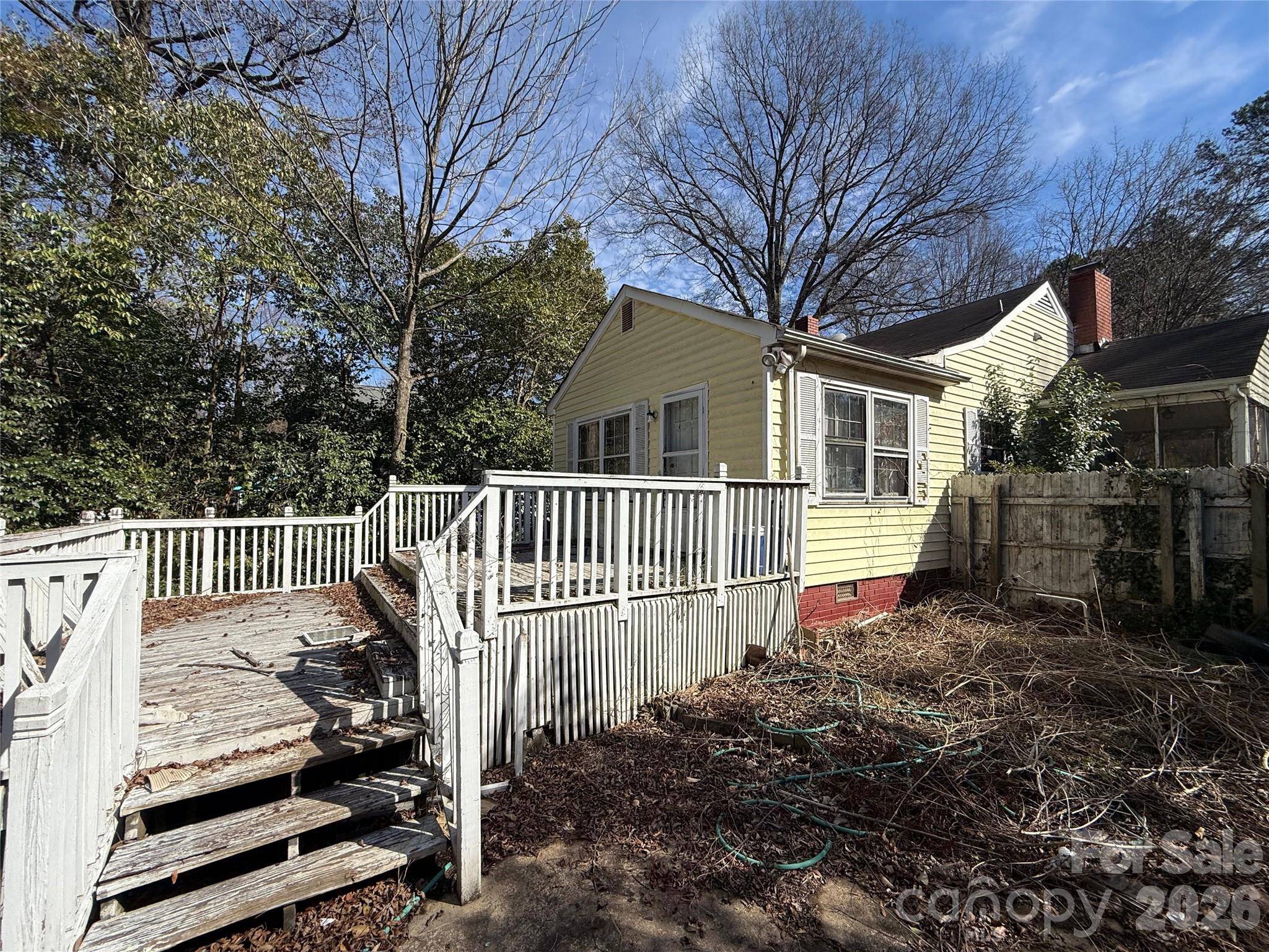 4215 Dinglewood AVE, Charlotte, NC 28205