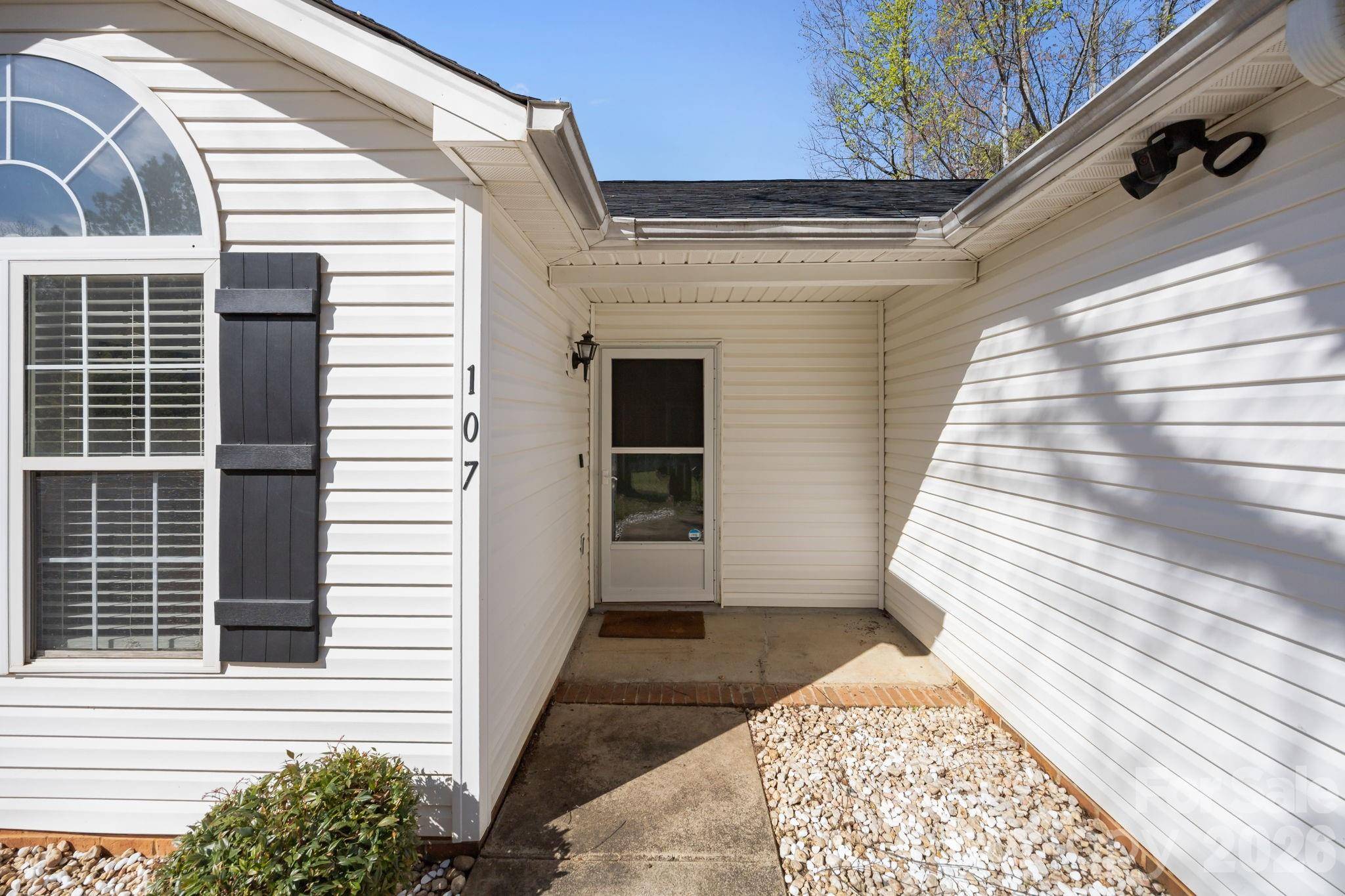 107 Panther Creek RD E, Troutman, NC 28166