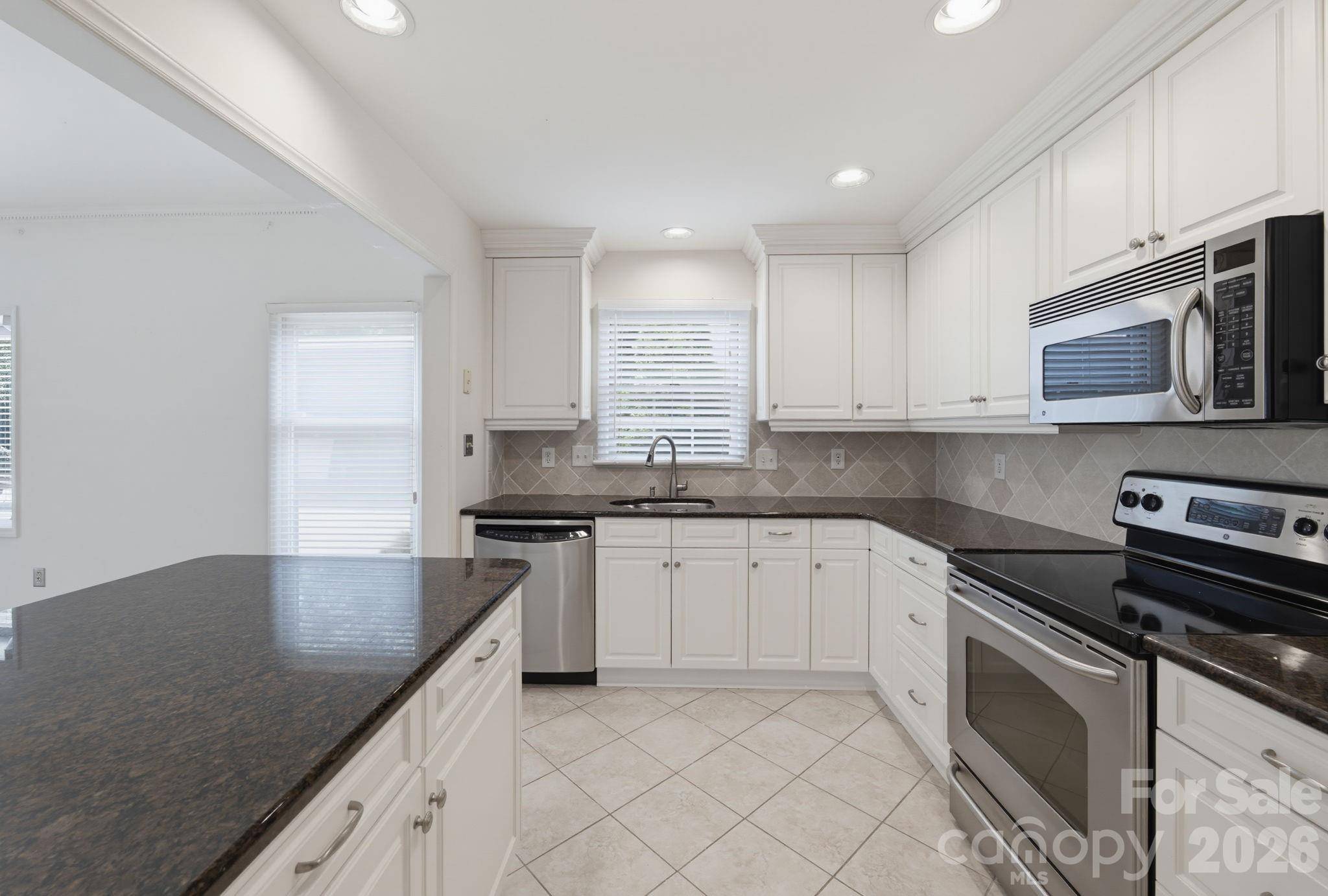 1016 Queens RD #A, Charlotte, NC 28207