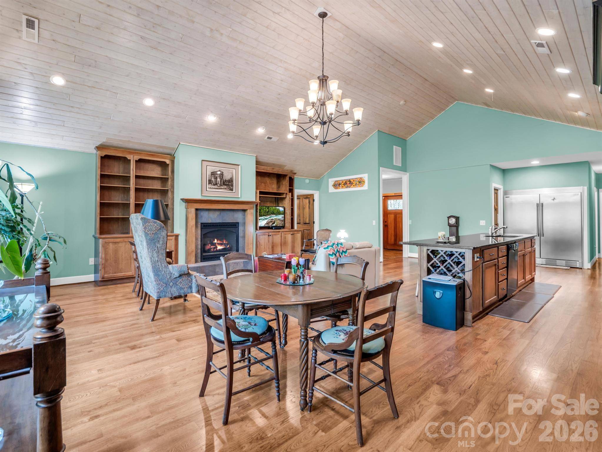 30 Laurel Branch DR, Black Mountain, NC 28711