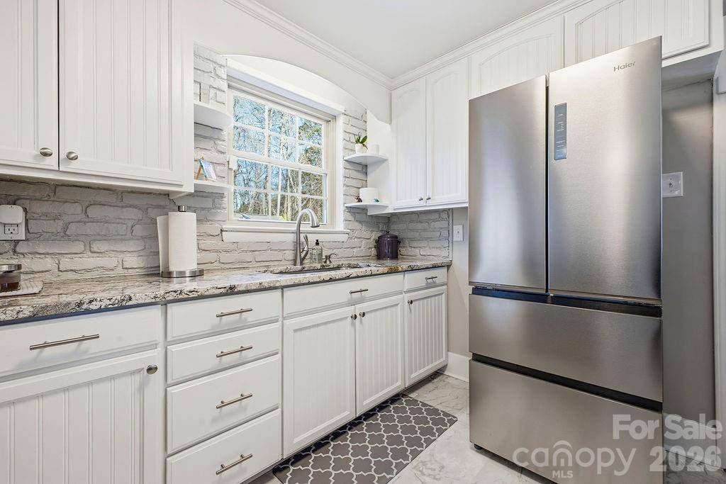 2841 20th ST NE, Hickory, NC 28601