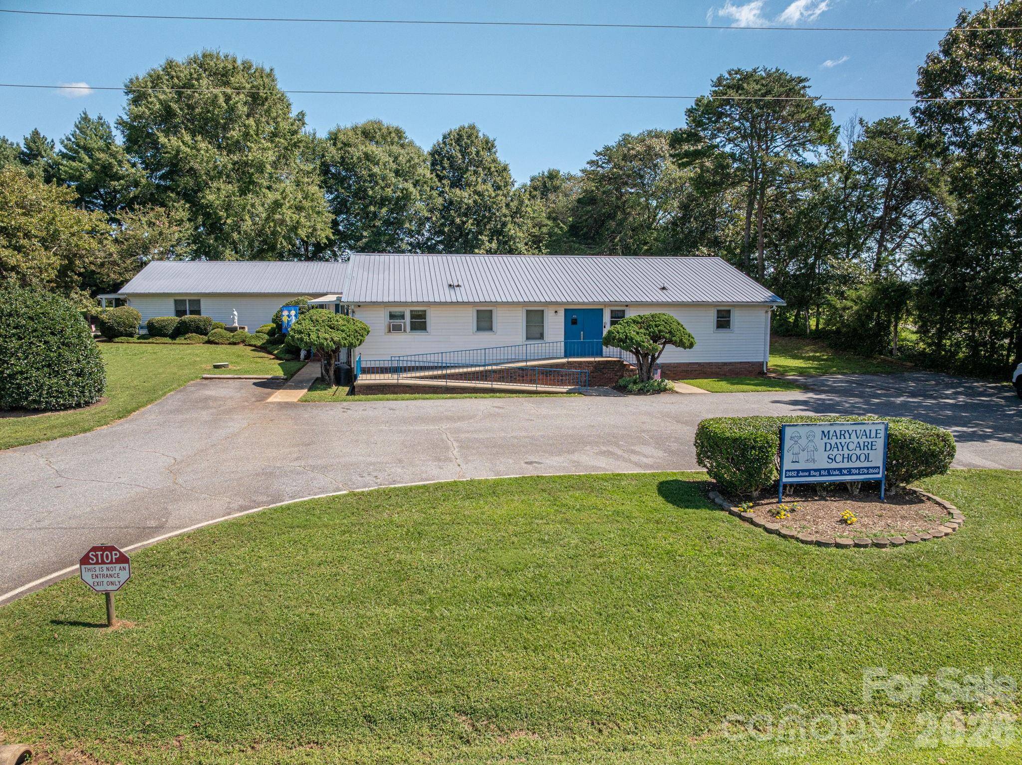 2482 June Bug RD, Vale, NC 28168