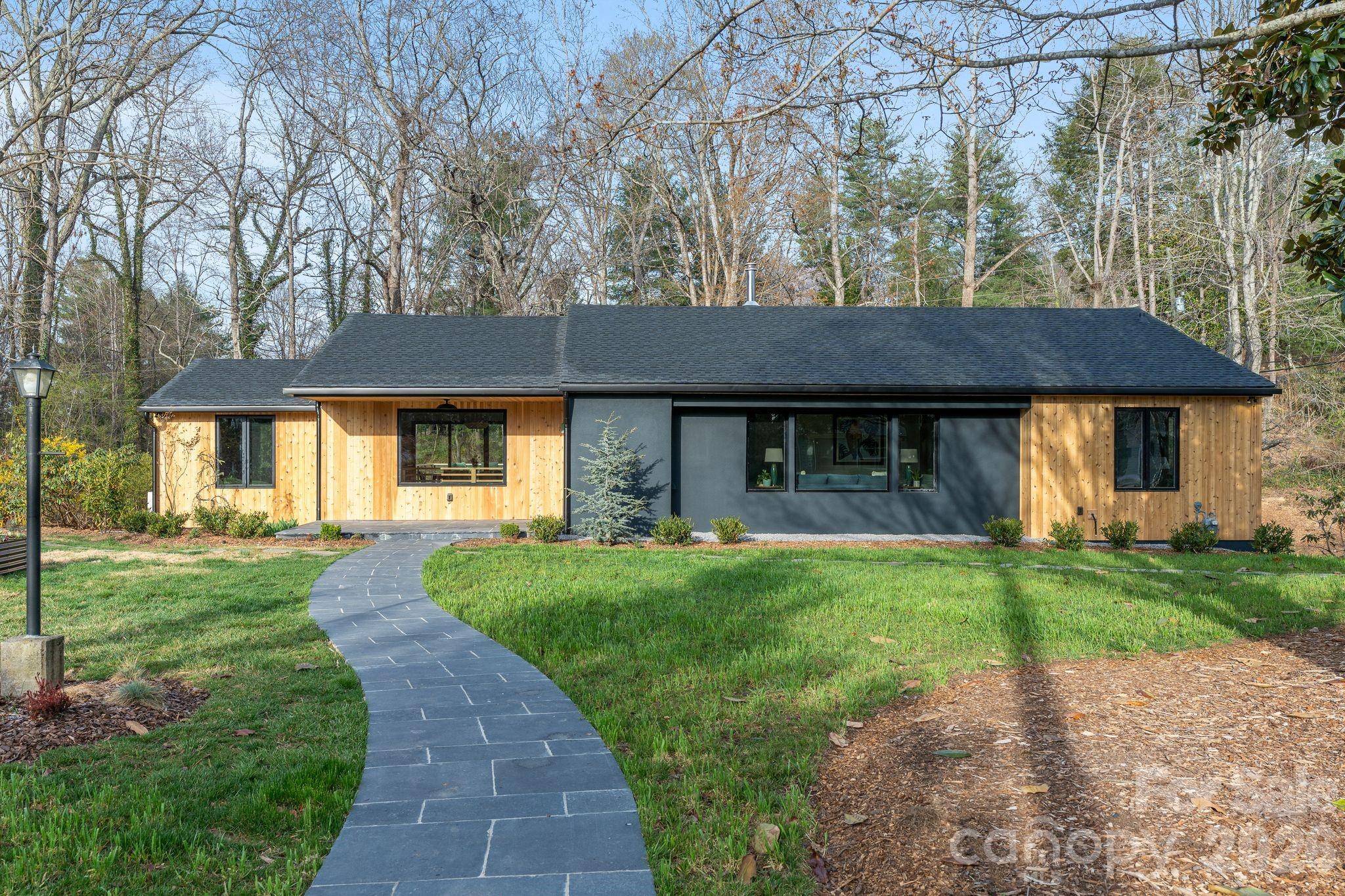 330 Windsor RD, Asheville, NC 28804