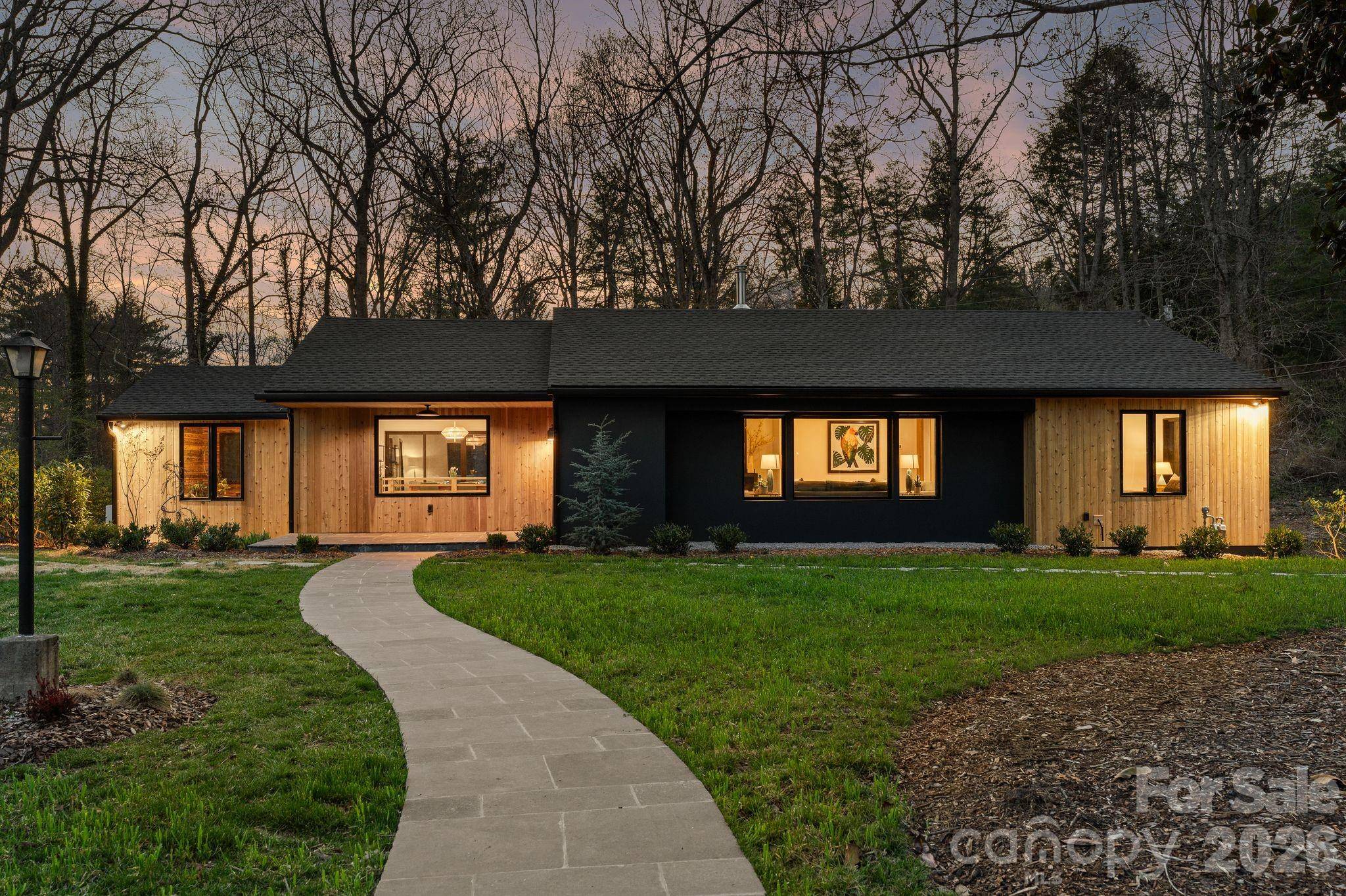 330 Windsor RD, Asheville, NC 28804