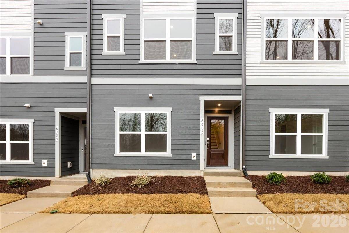 6012 Pivot CT, Charlotte, NC 28205