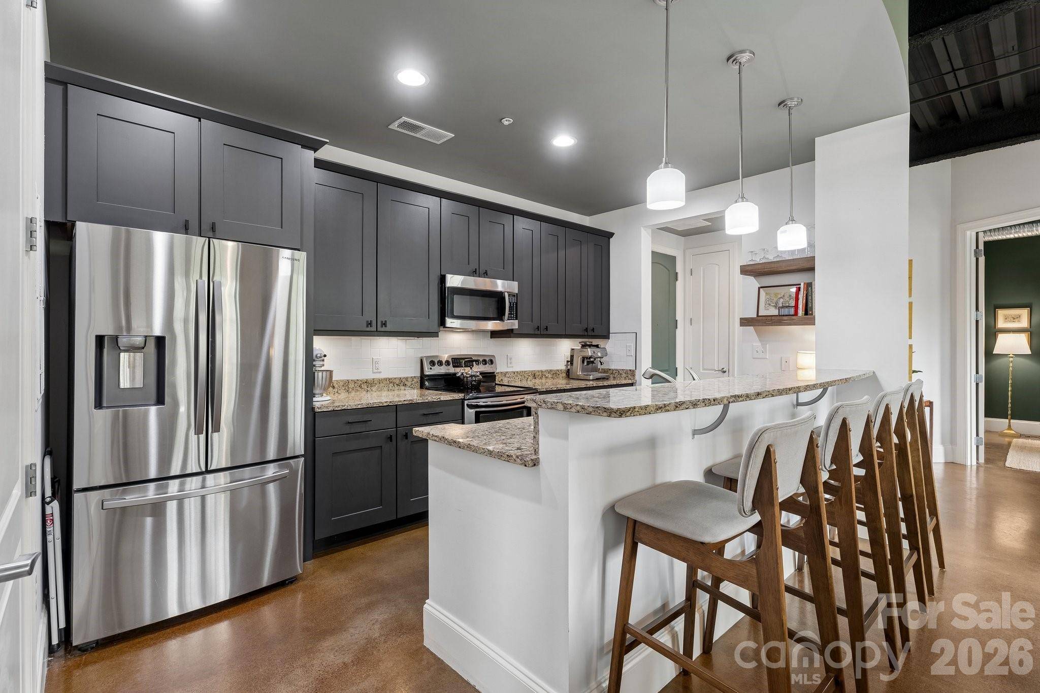 2338 Yadkin AVE #310, Charlotte, NC 28205