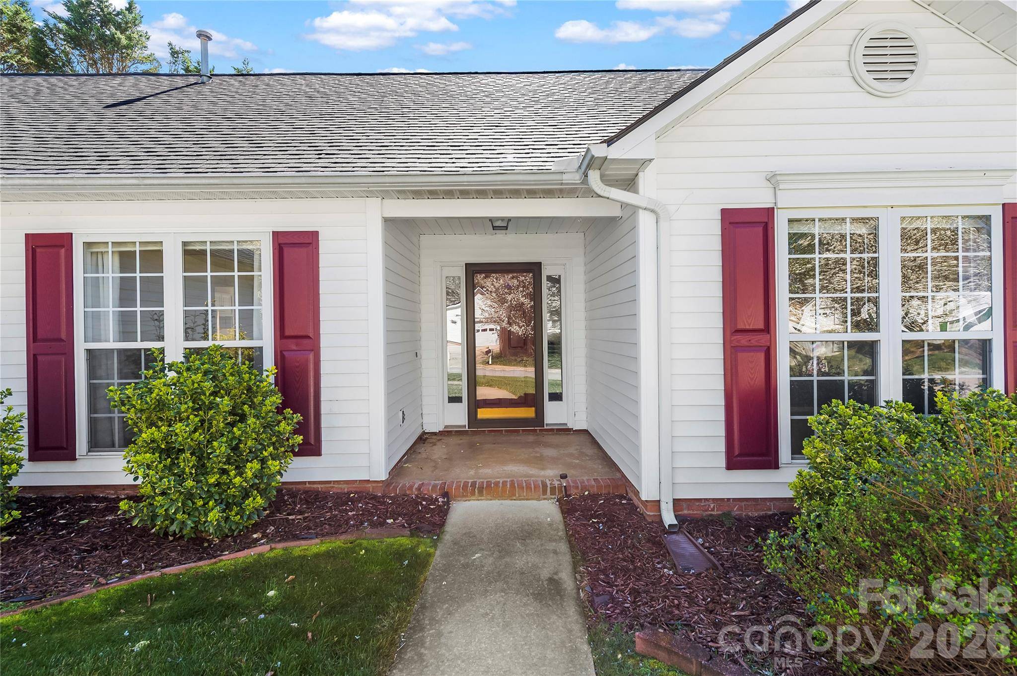 279 Stonehollow RD, Fletcher, NC 28732