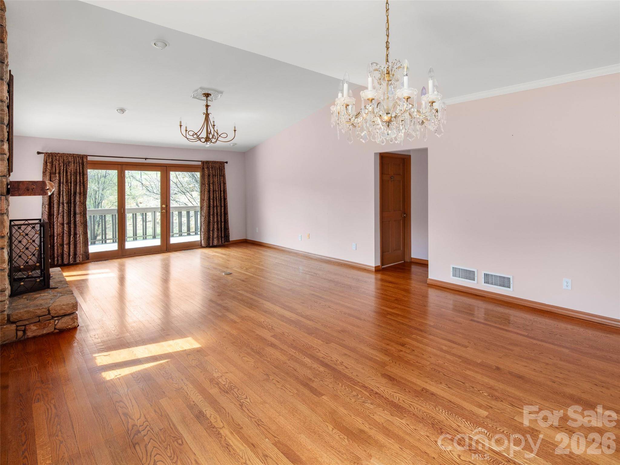 15 Ridge TER, Asheville, NC 28804