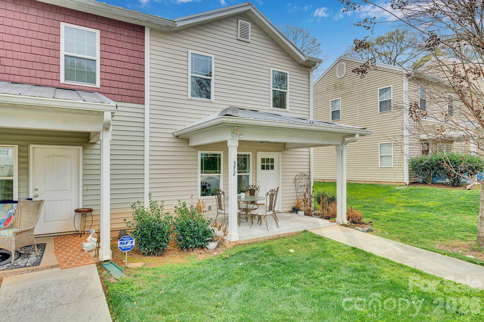 372 E Mills AVE, Mooresville, NC 28115
