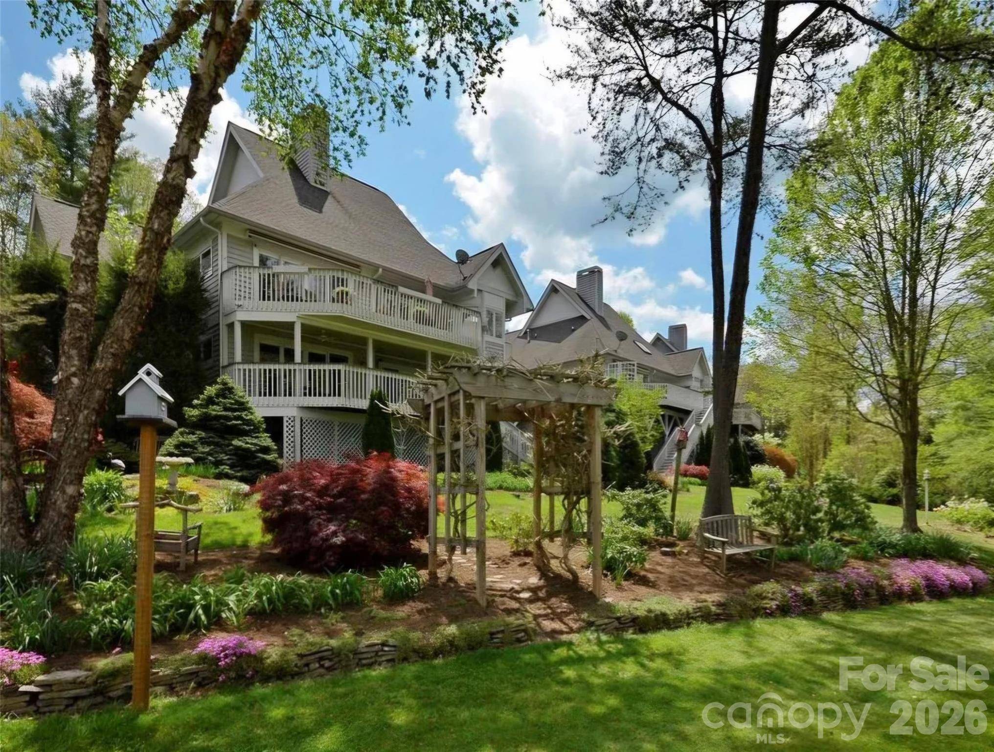 38 Highland Pointe DR, Weaverville, NC 28787