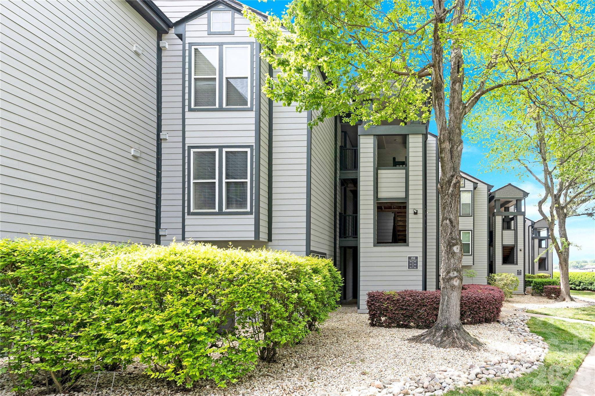 18857 Vineyard Point LN, Cornelius, NC 28031