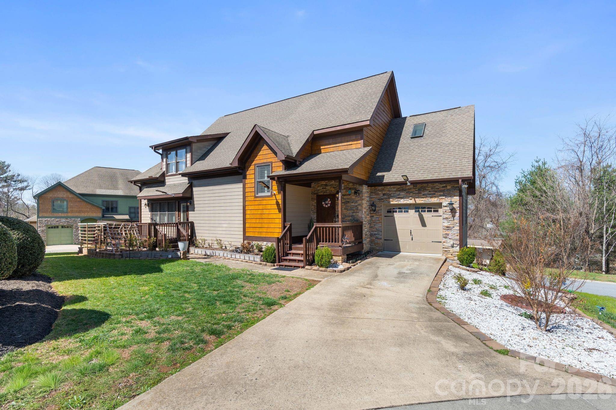 11 Trevors TRL, Asheville, NC 28806