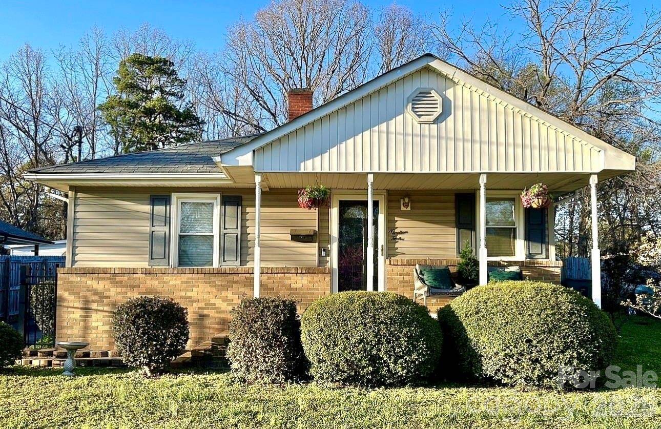 1912 Graham ST, Gastonia, NC 28052
