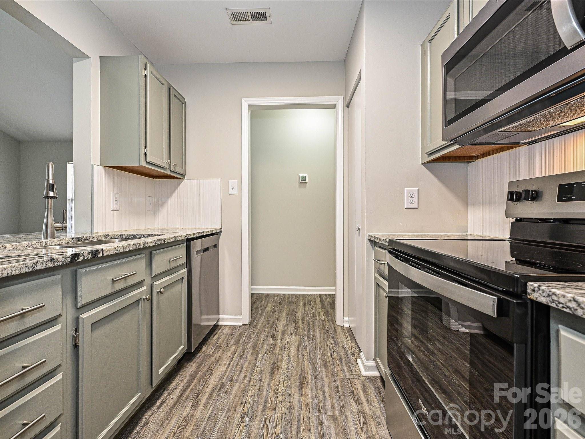 1225 Eagles Landing DR, Charlotte, NC 28214