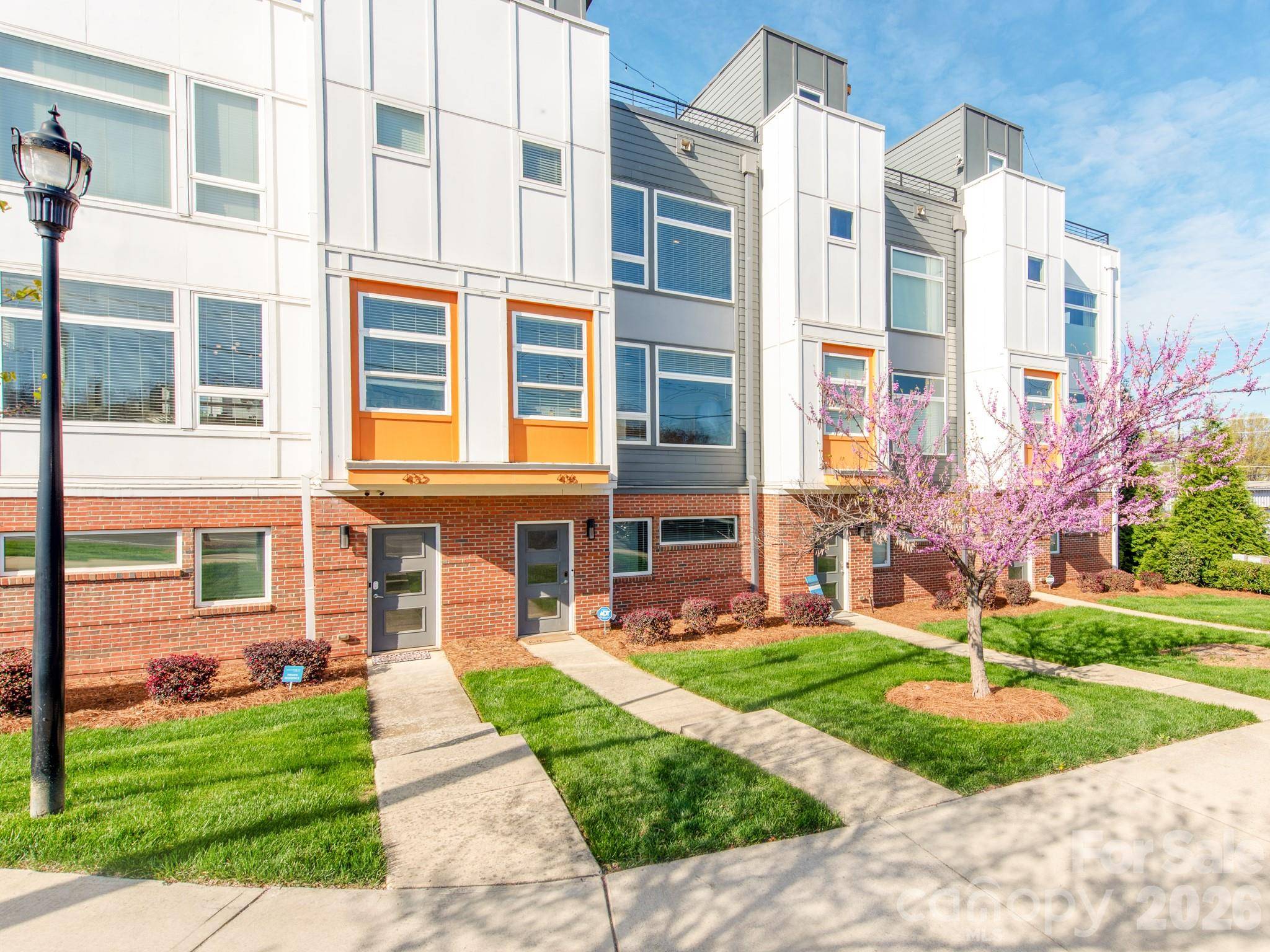 436 Southend Crossing LN, Charlotte, NC 28203