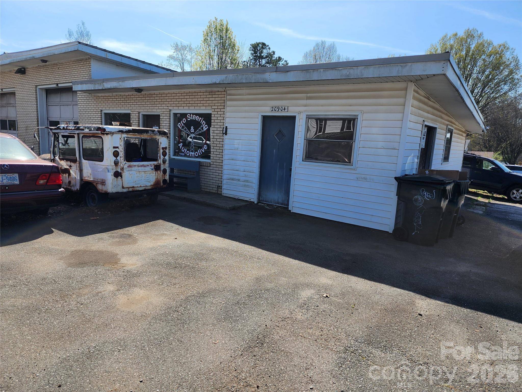 20904 Catawba AVE, Cornelius, NC 28031