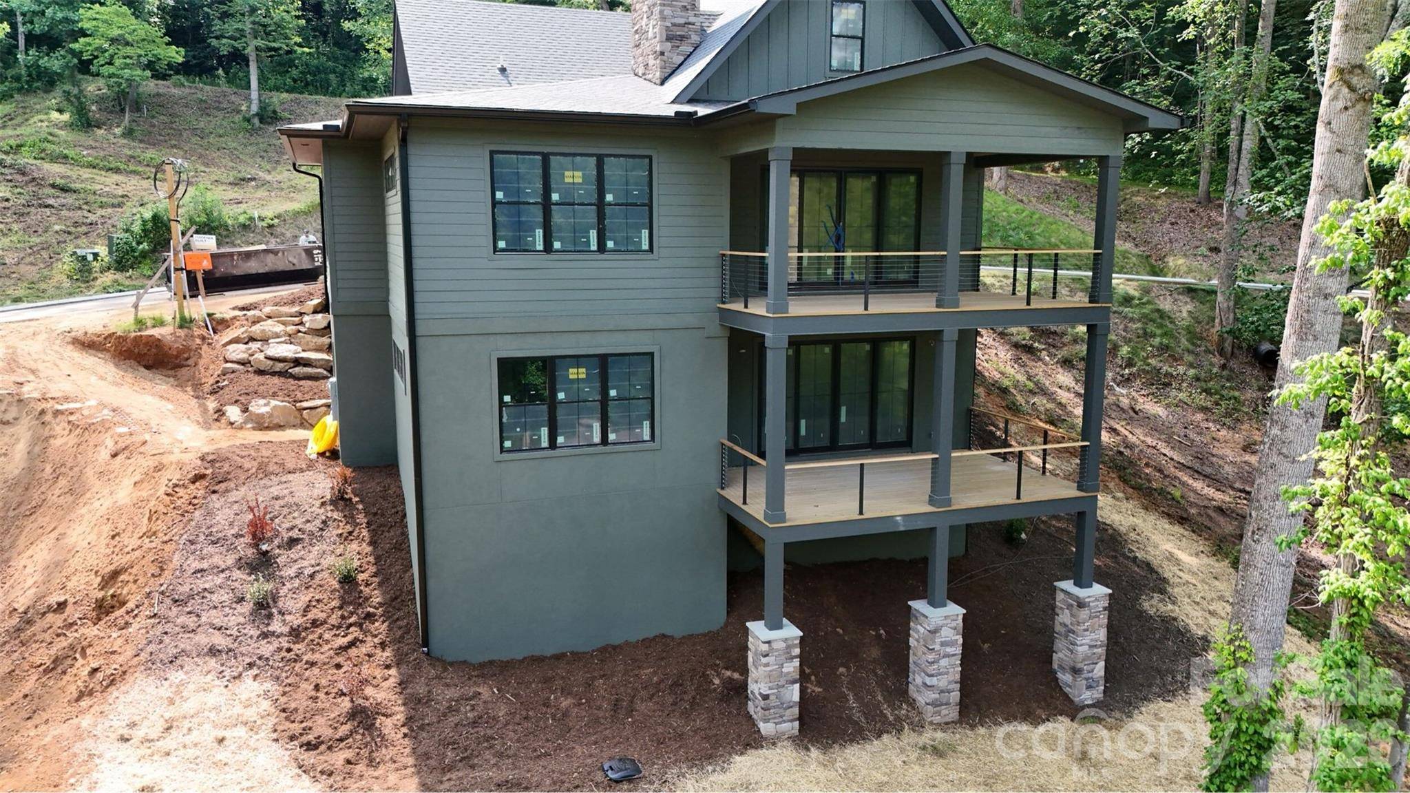 51 Bear Tree CV, Canton, NC 28716