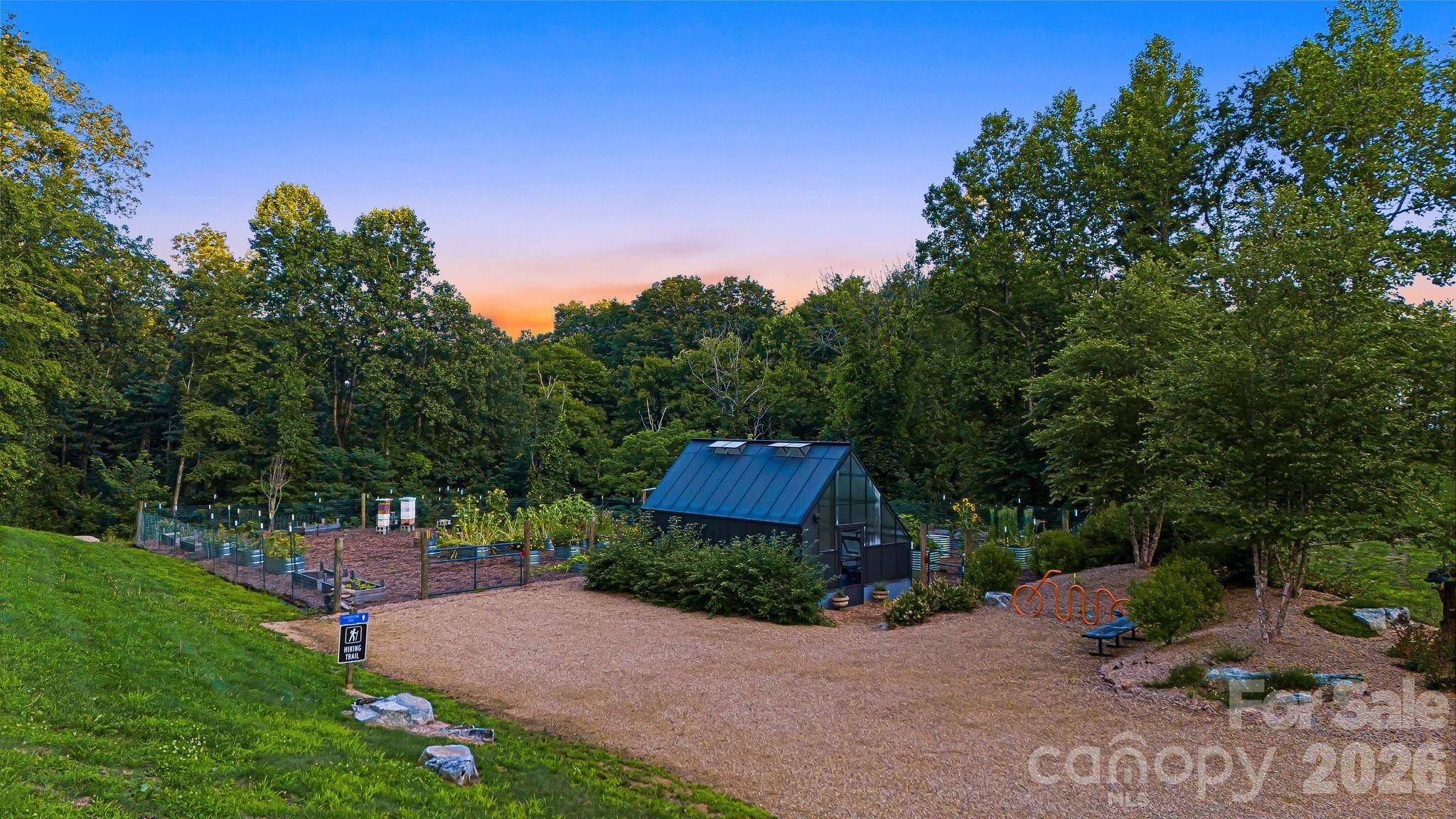 99 Spring Song LN #9, Fletcher, NC 28732