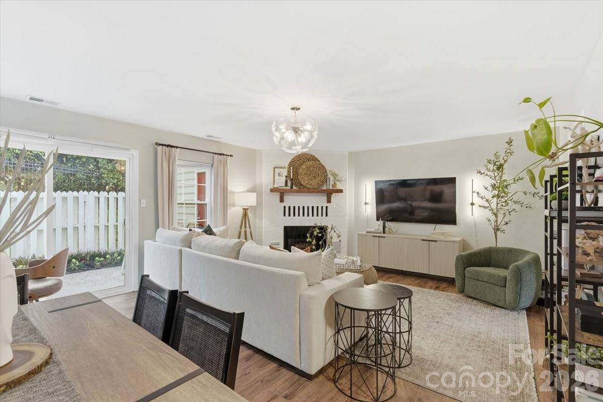 2705 New Hamlin WAY, Charlotte, NC 28210