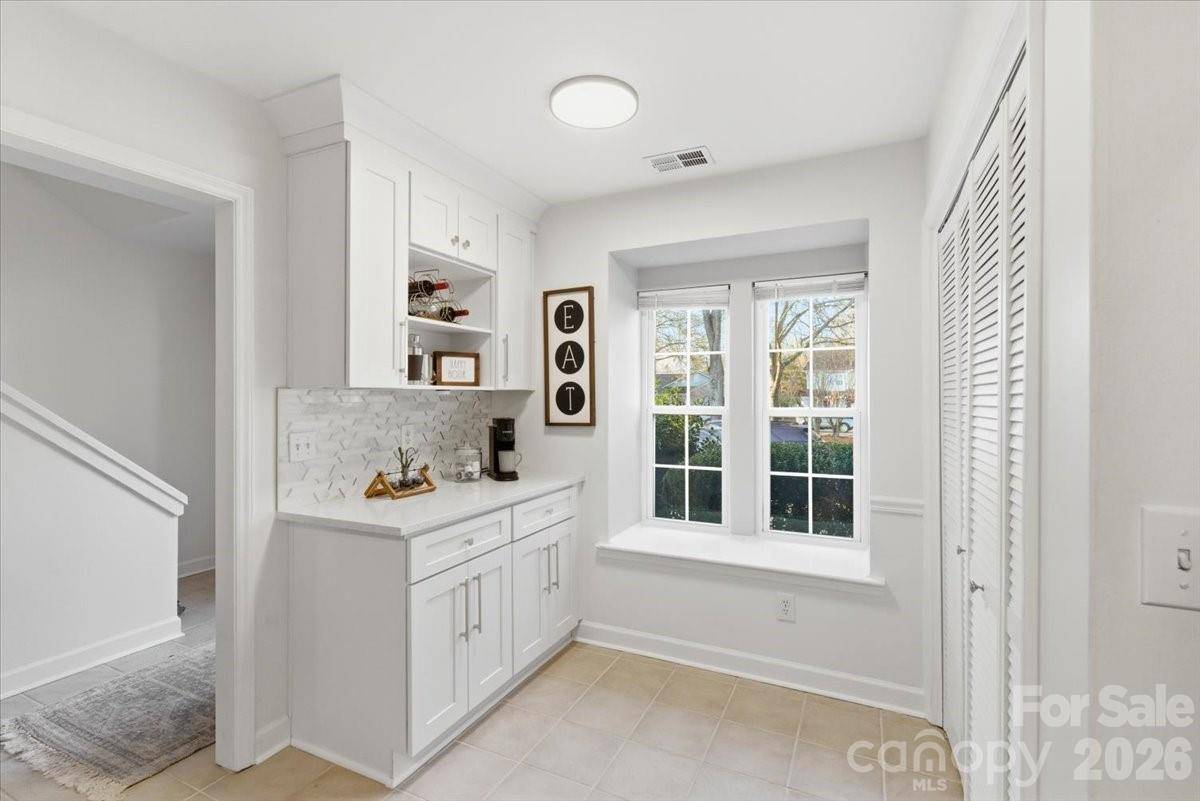 2705 New Hamlin WAY, Charlotte, NC 28210