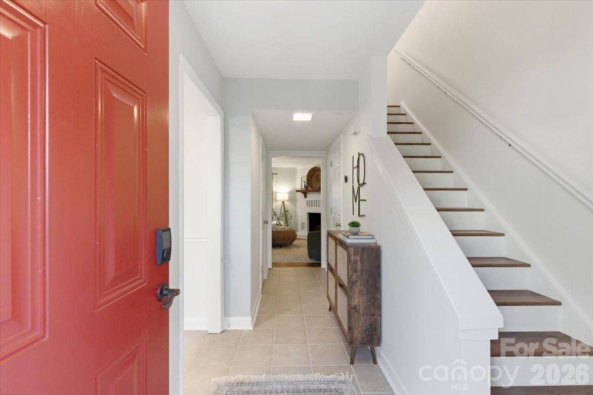 2705 New Hamlin WAY, Charlotte, NC 28210