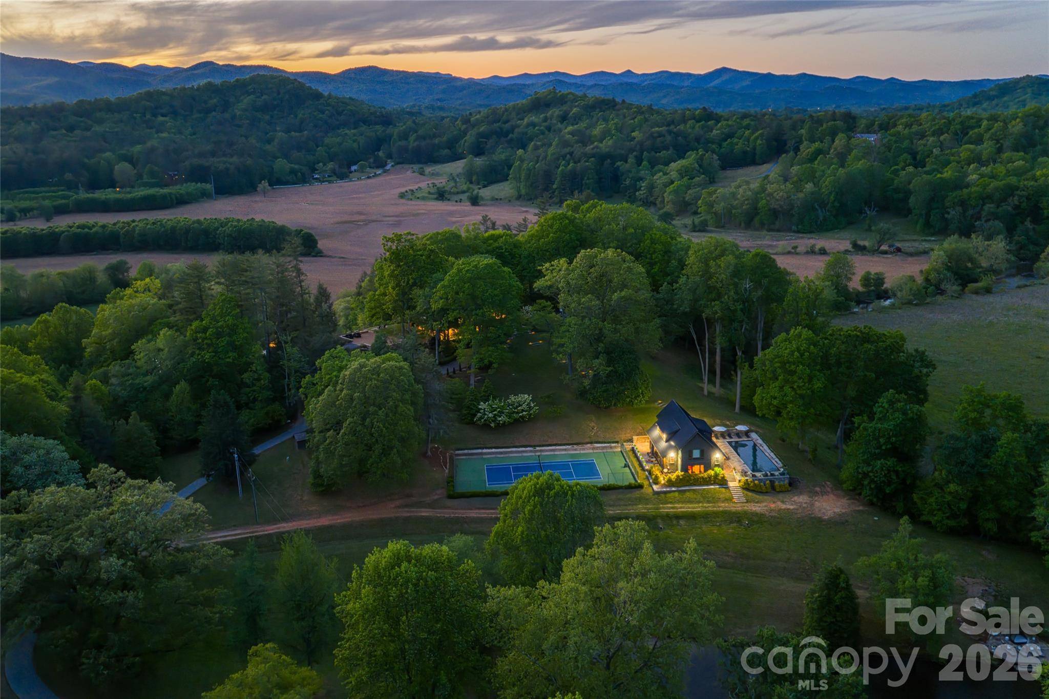 3903 Island Ford RD, Brevard, NC 28712