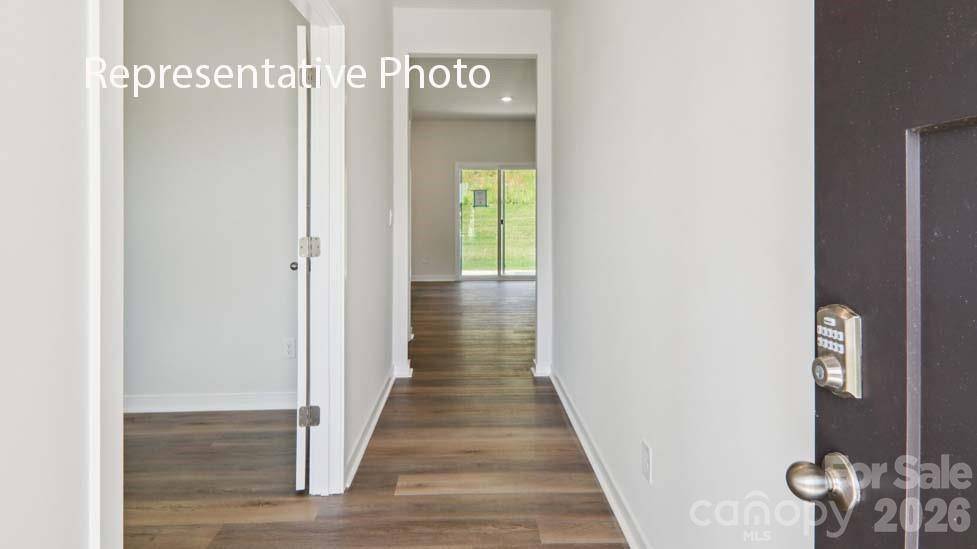 600 17th Avenue DR NE, Hickory, NC 28601
