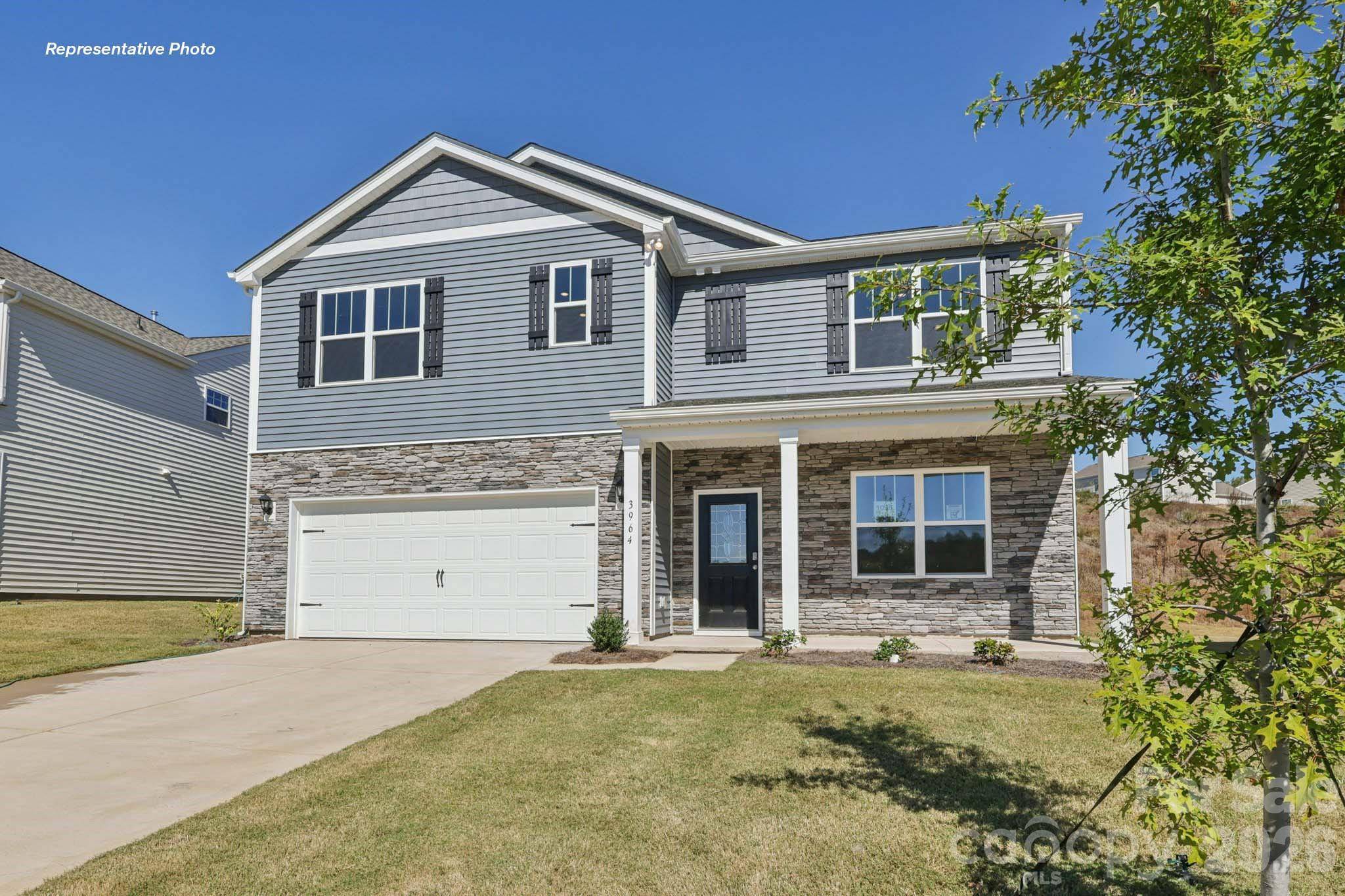 584 17th Avenue DR NE, Hickory, NC 28601