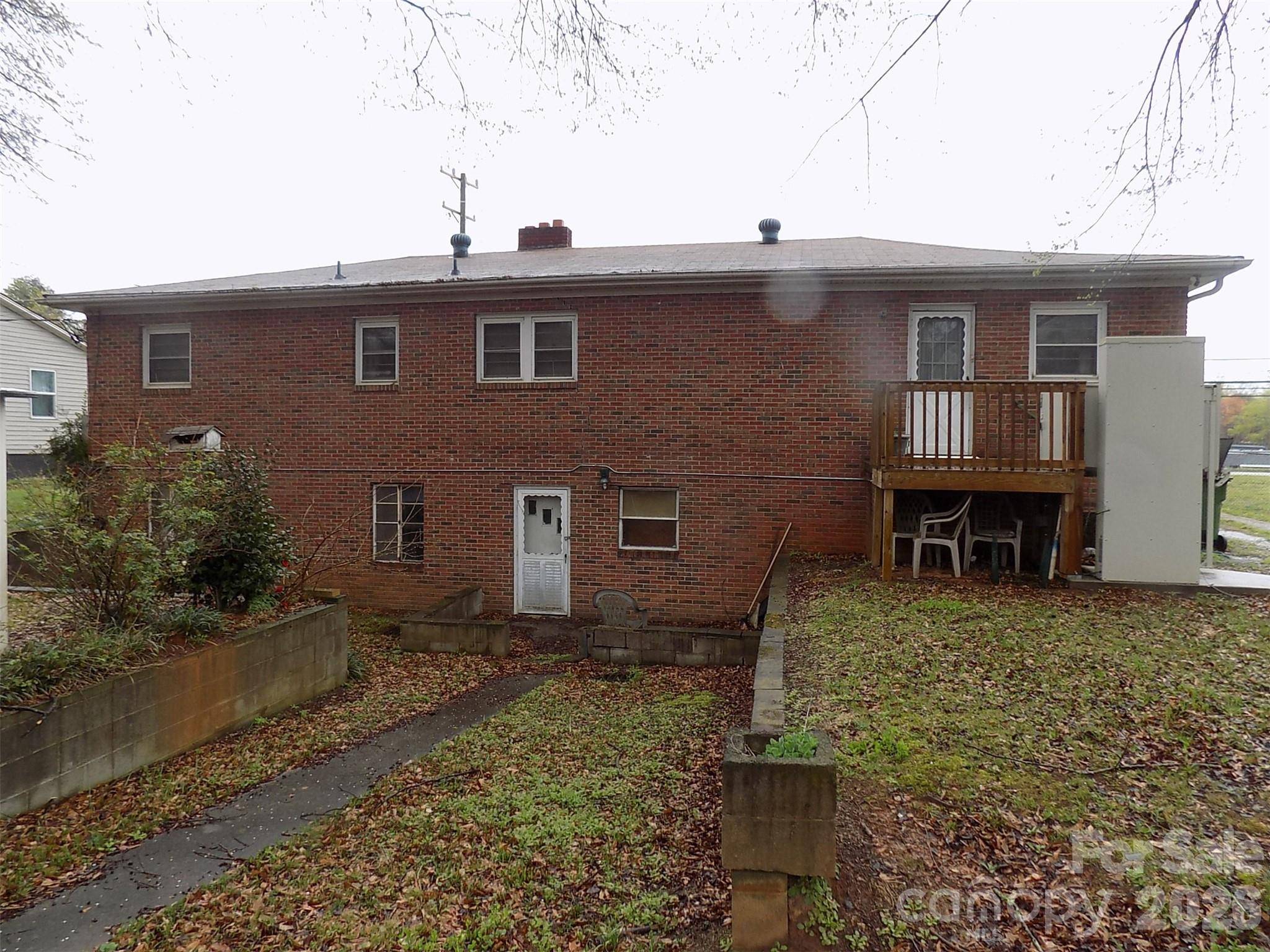 2605 Lowell RD, Gastonia, NC 28054