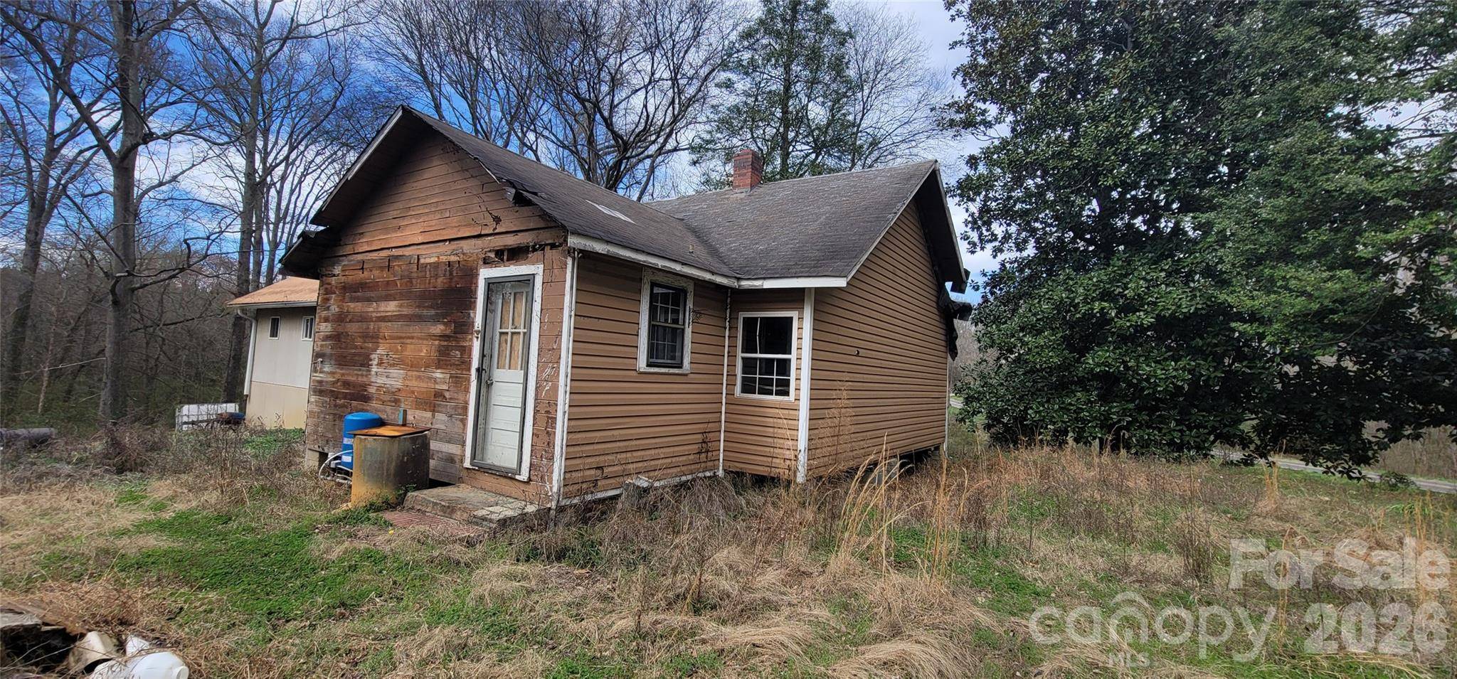 1939 River RD, Lincolnton, NC 28092