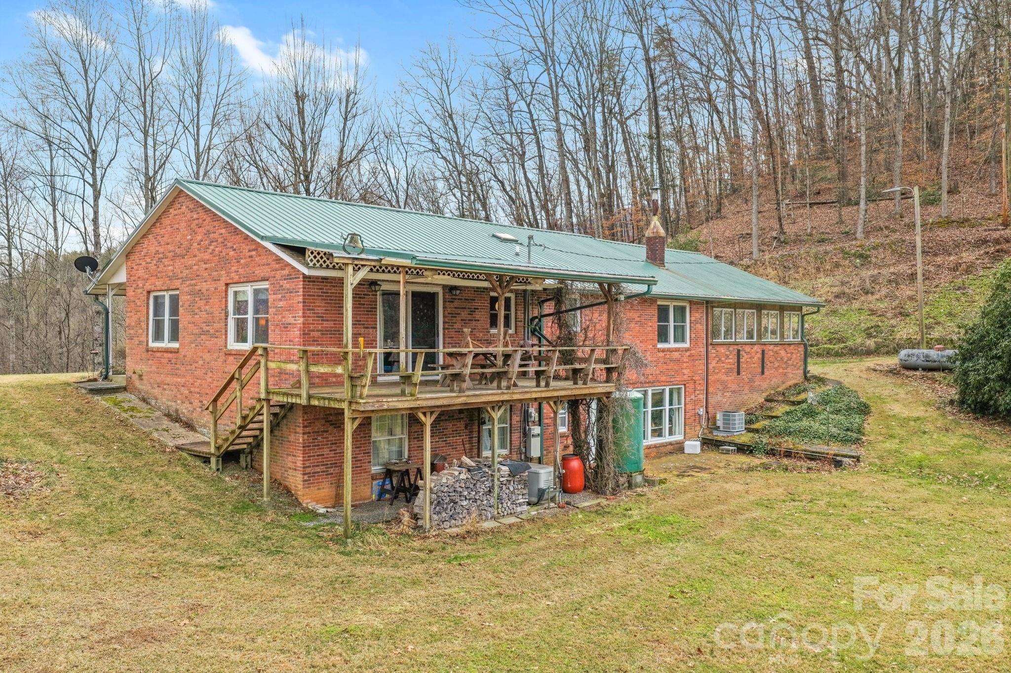 470 Ela LN, Bryson City, NC 28713