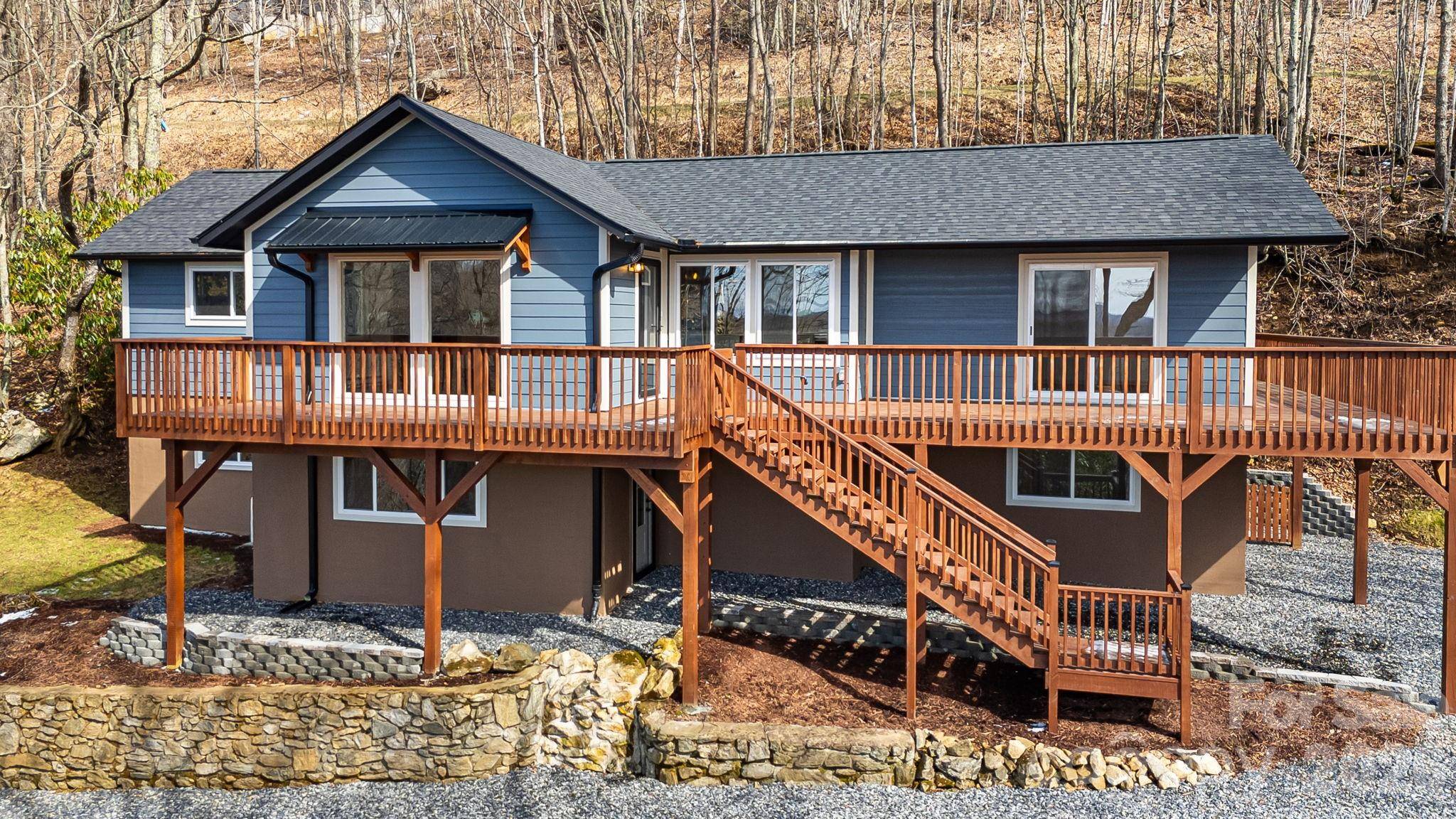 1065 Oak Ridge LN #713, Mars Hill, NC 28754