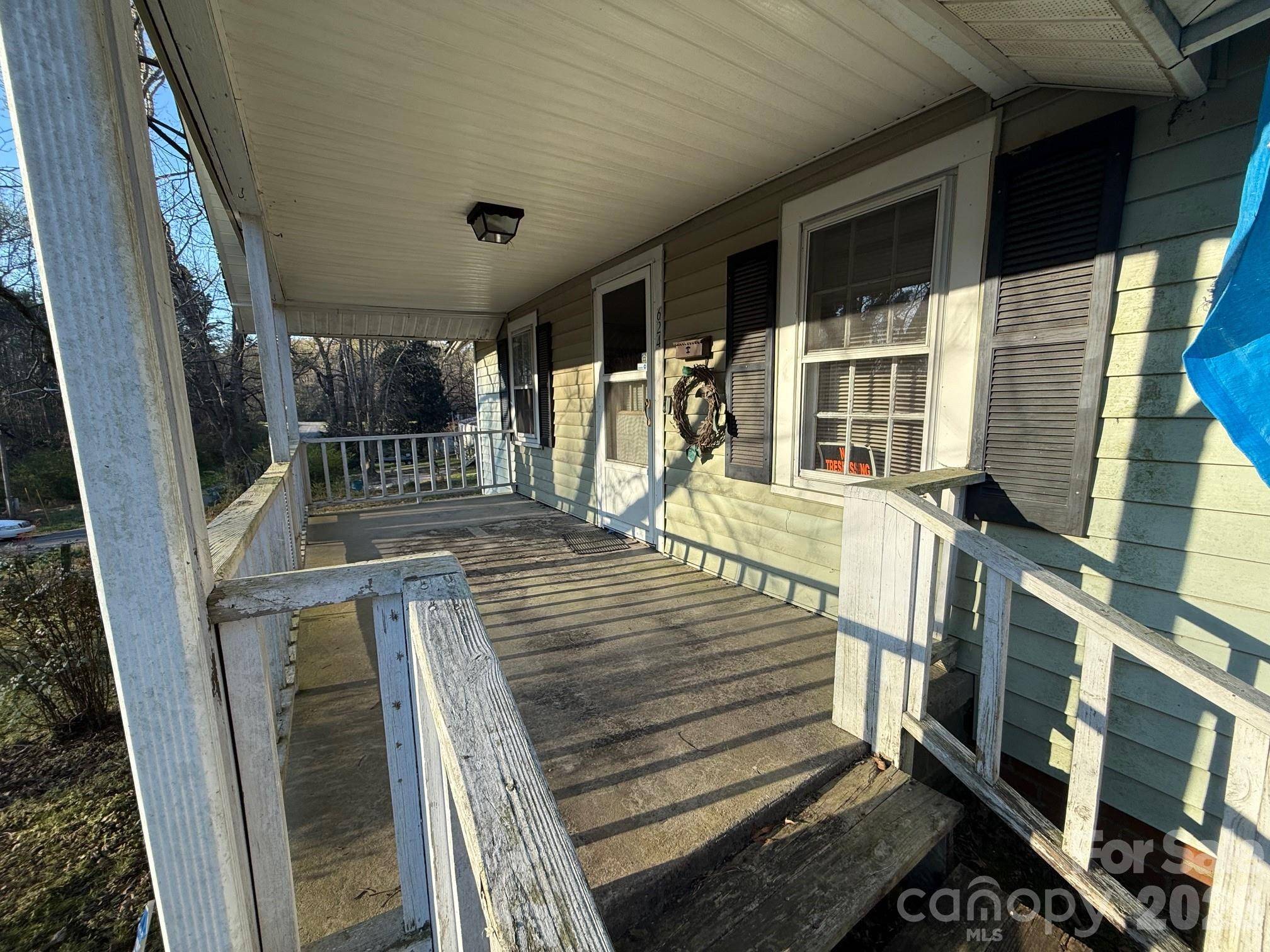 624 Blue ST, Troy, NC 27371