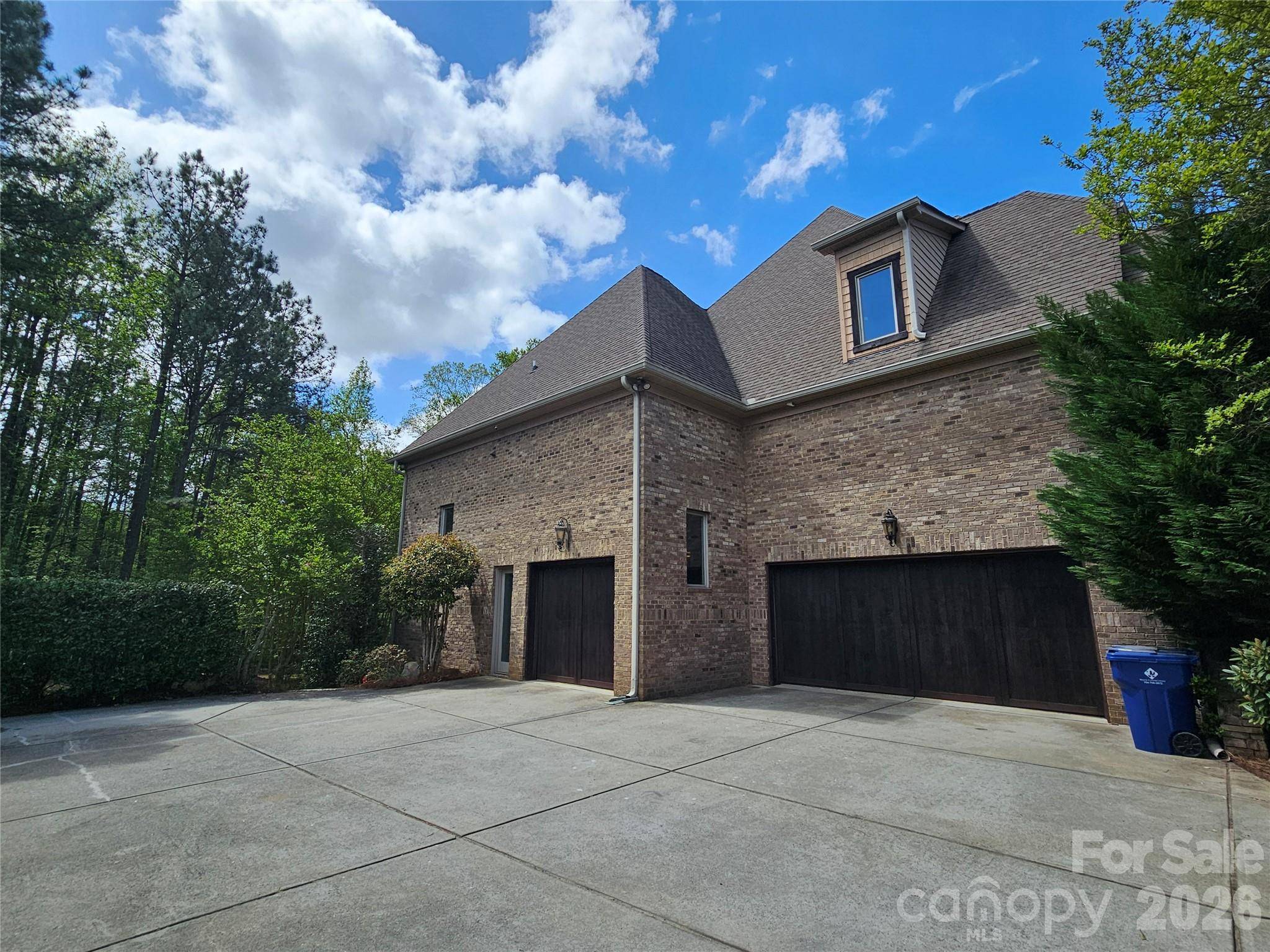 9222 Woodhall Lake DR, Waxhaw, NC 28173
