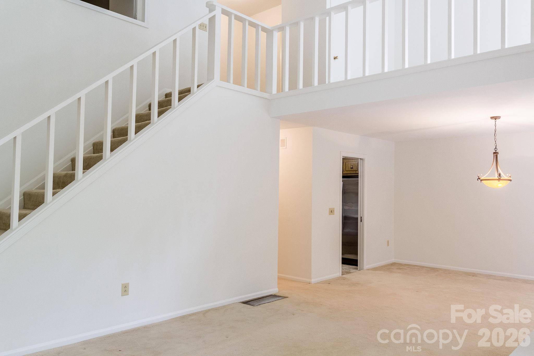 17 Knoll DR, Columbus, NC 28722
