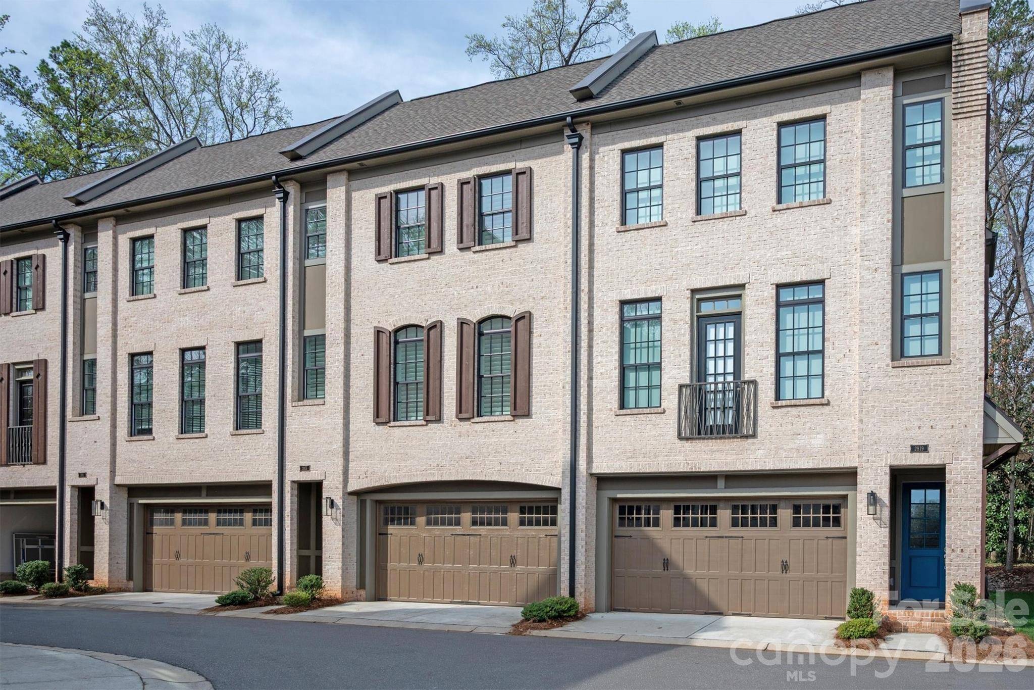 2815 Hillside Springs DR, Charlotte, NC 28209