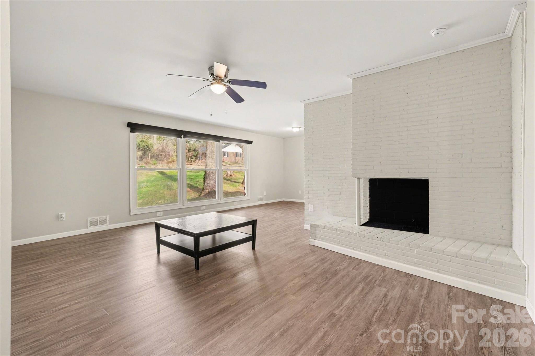 1548 Westbrook CIR, Gastonia, NC 28052