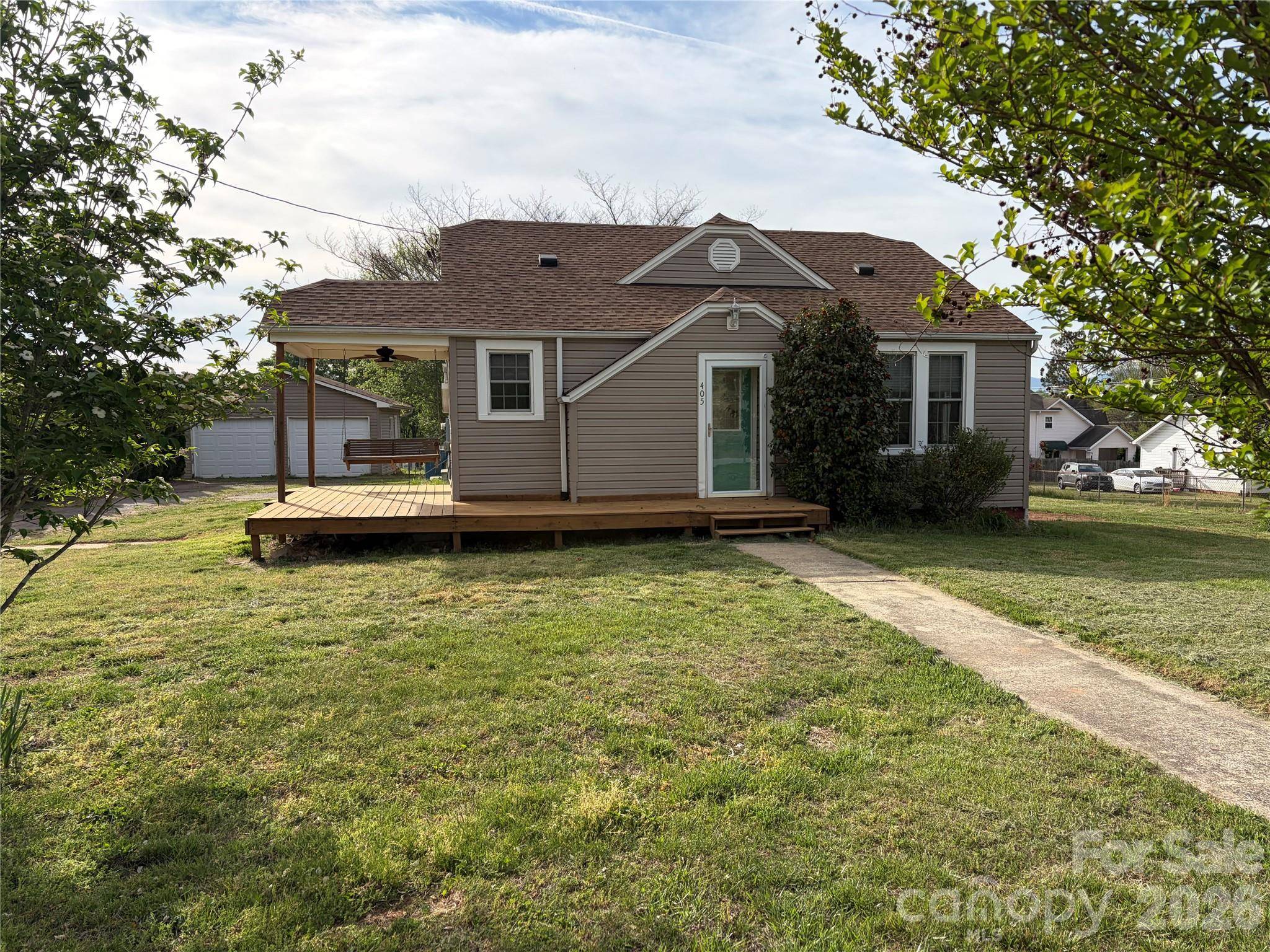 405 Jug Wilson ST, Morganton, NC 28655