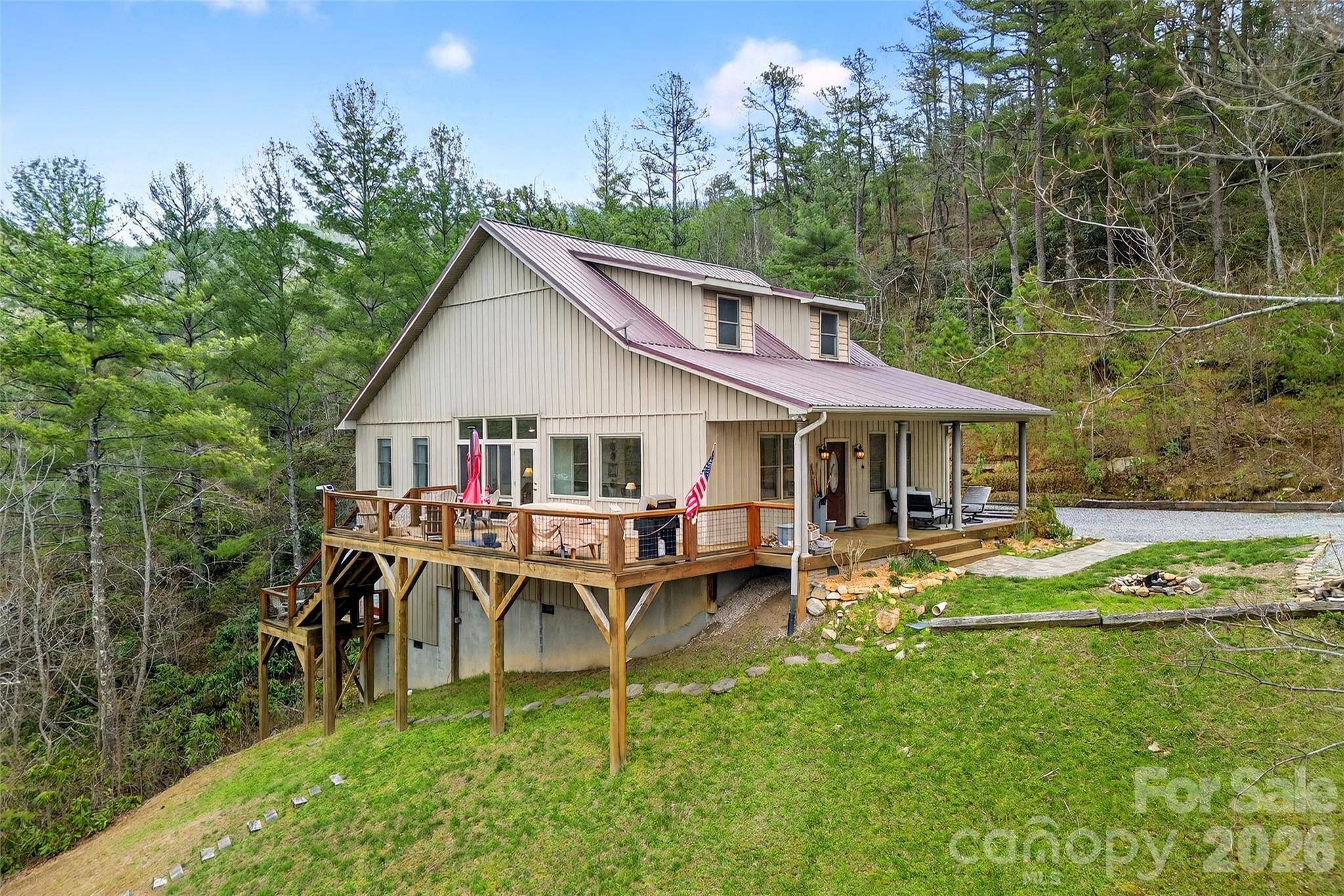 182 Baby Fox DR, Marion, NC 28752