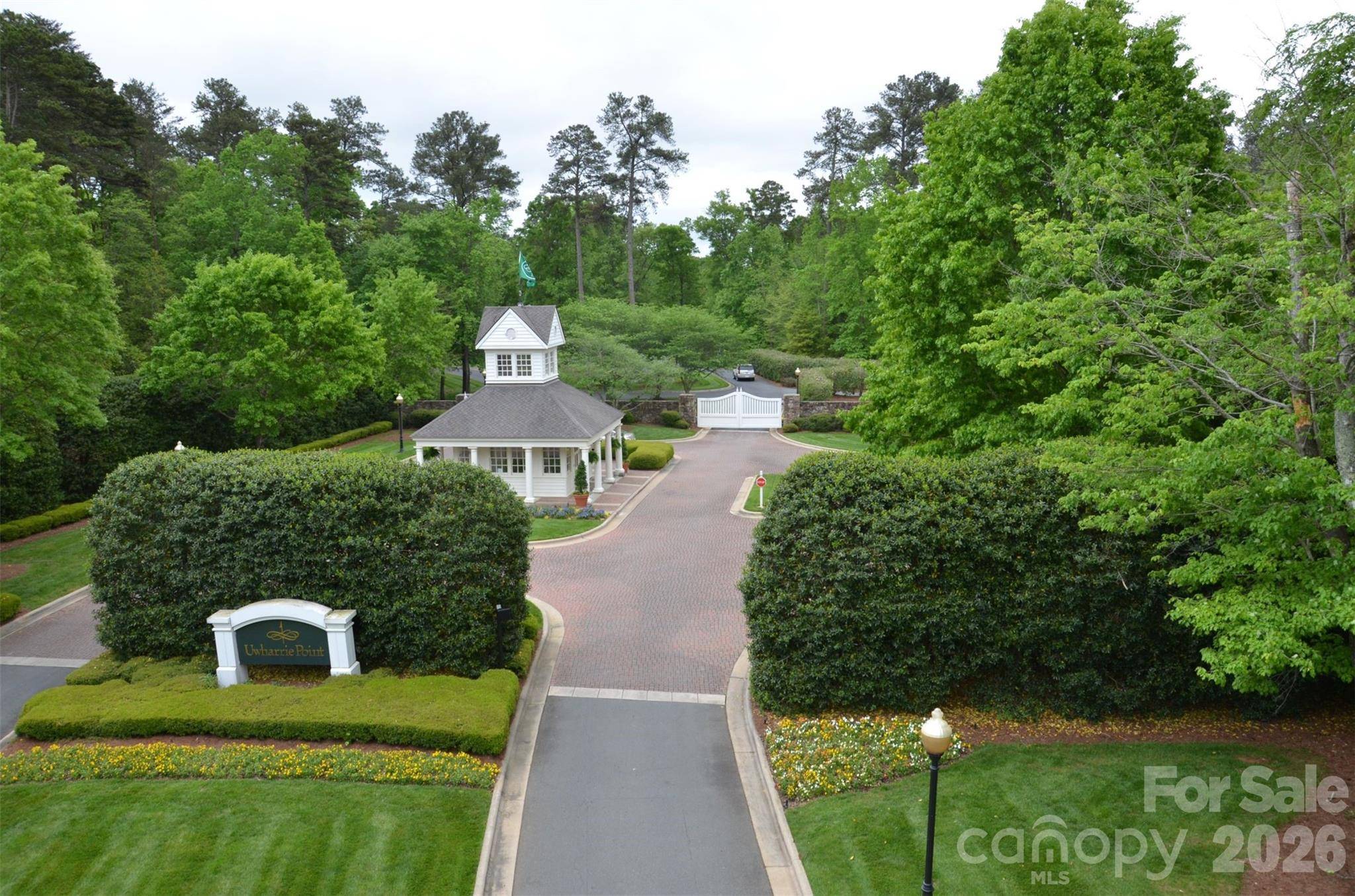 223 Millingport LN, New London, NC 28127