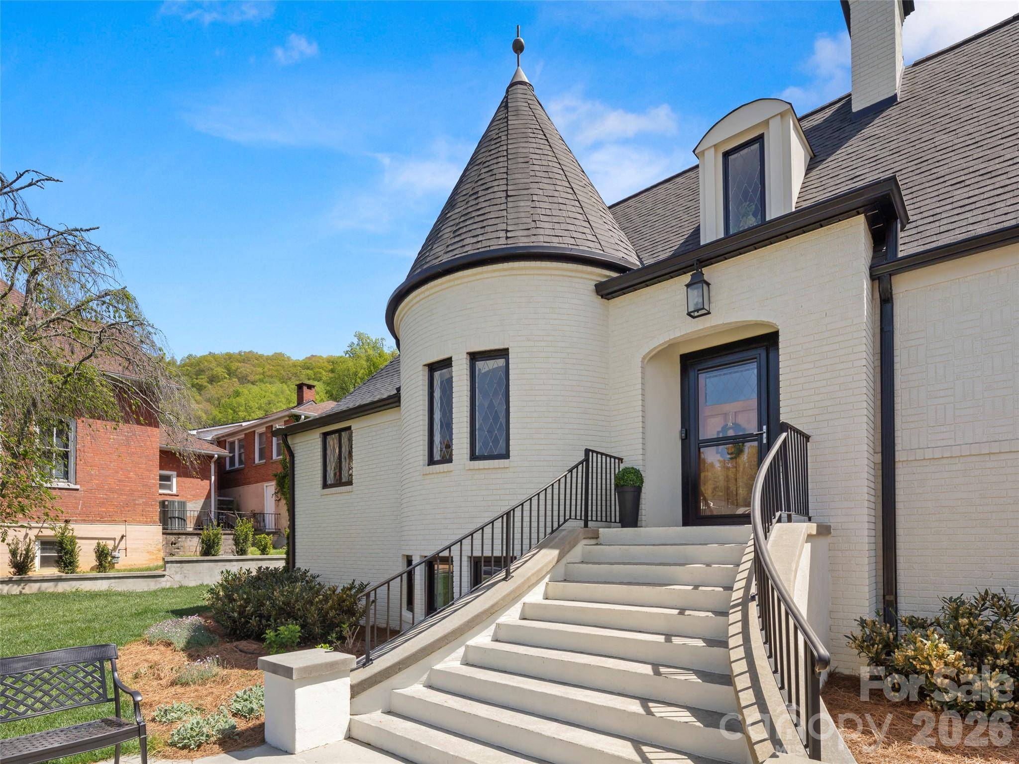 117 Jackson ST, Sylva, NC 28779