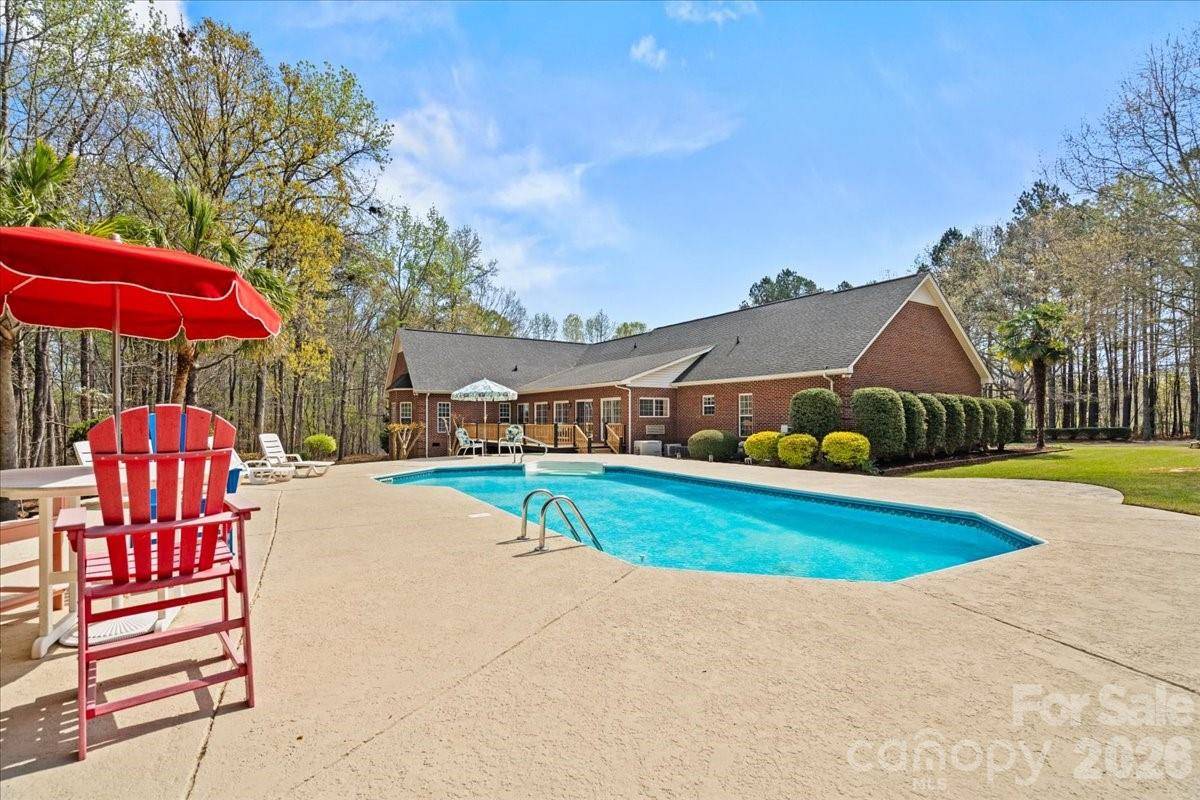 299 Fairway LN, Pageland, SC 29728